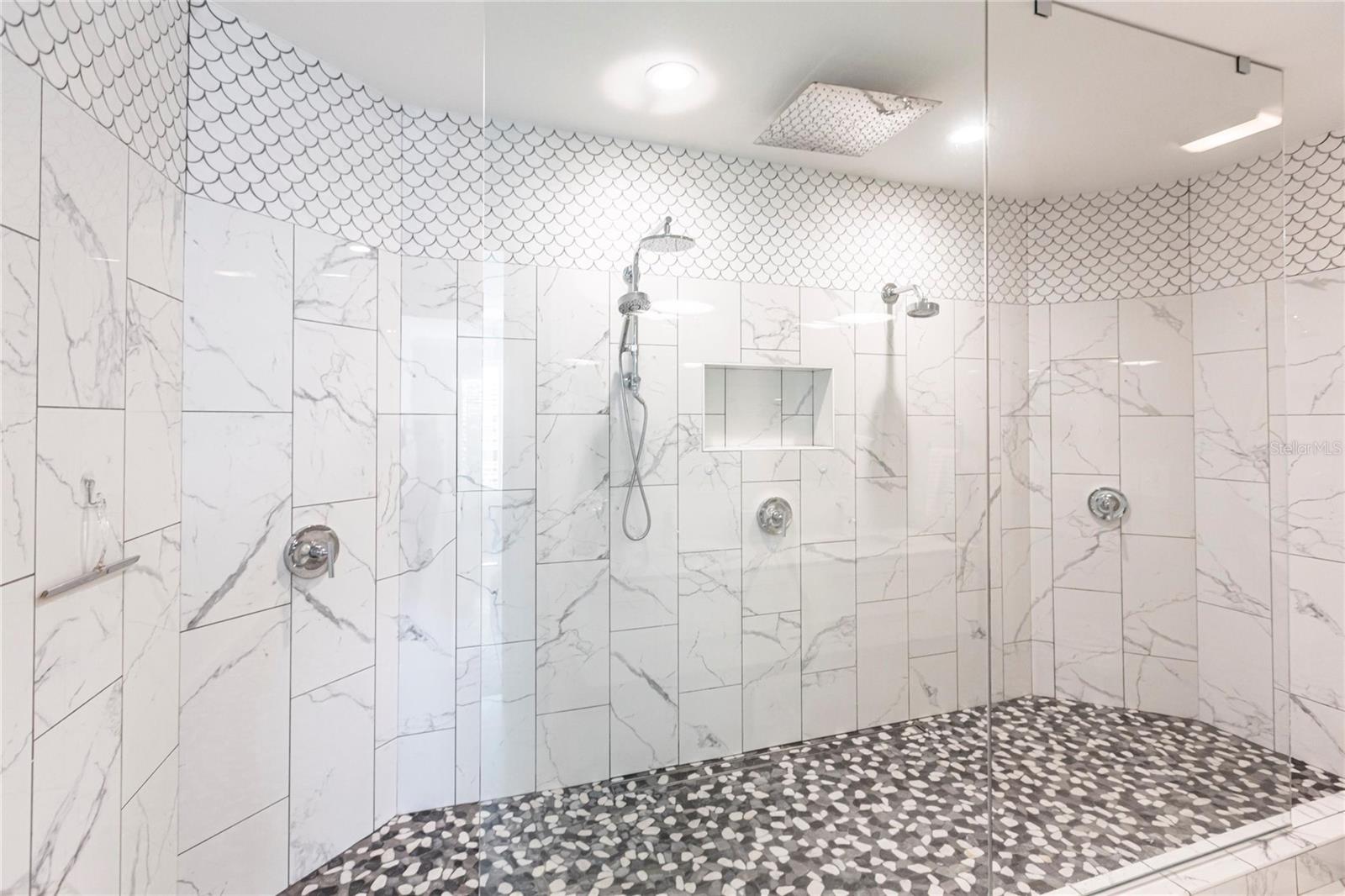 TARPON COVE PH 11 - Residential