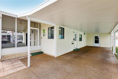 A home in FRUITLAND PARK