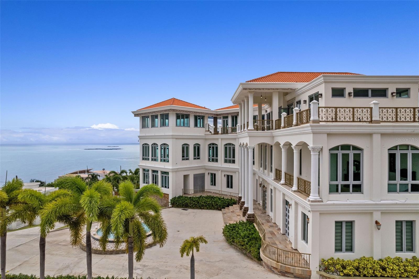 PASEO PUESTA DEL SOL - Residential