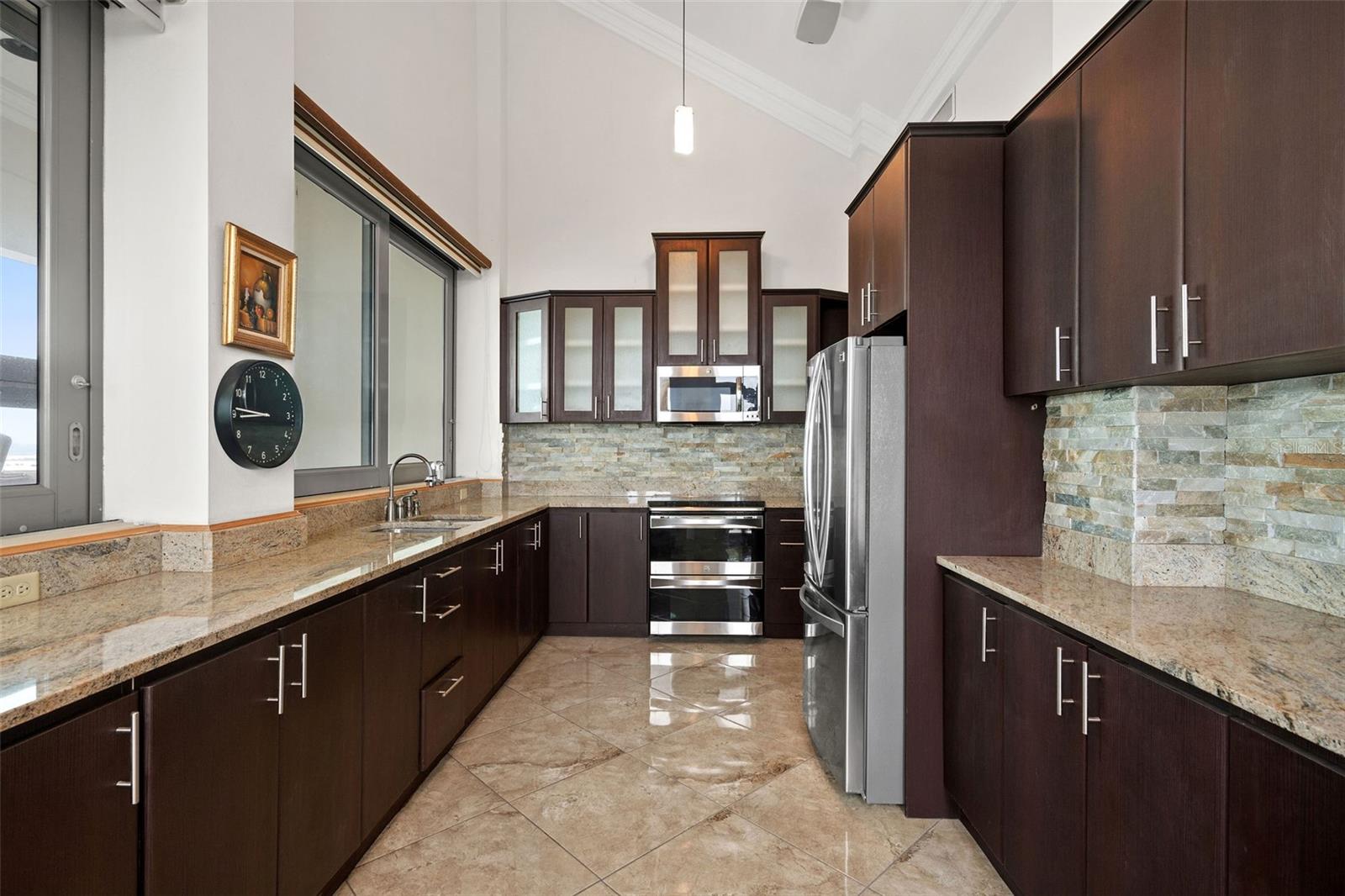 PASEO PUESTA DEL SOL - Residential