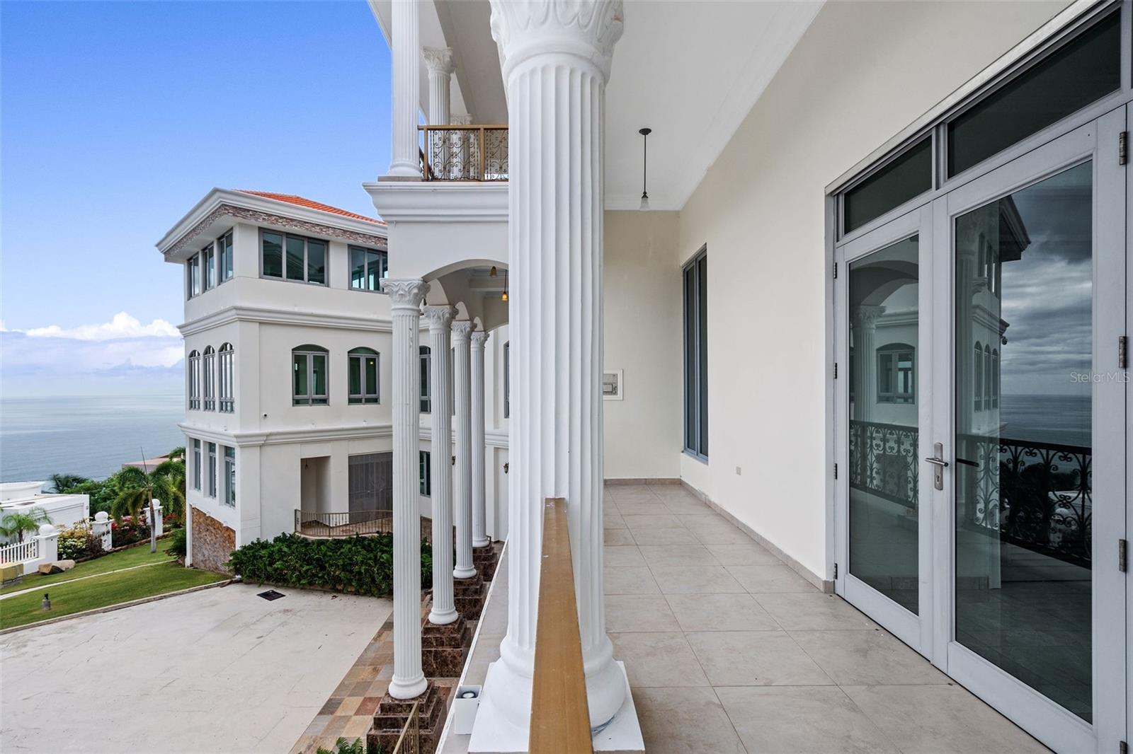 PASEO PUESTA DEL SOL - Residential