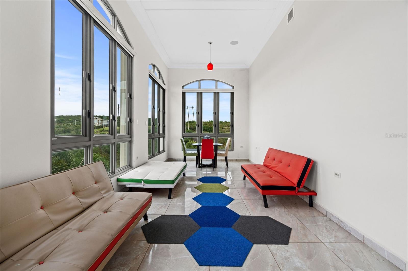 PASEO PUESTA DEL SOL - Residential