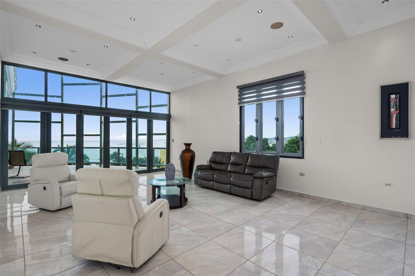 PASEO PUESTA DEL SOL - Residential