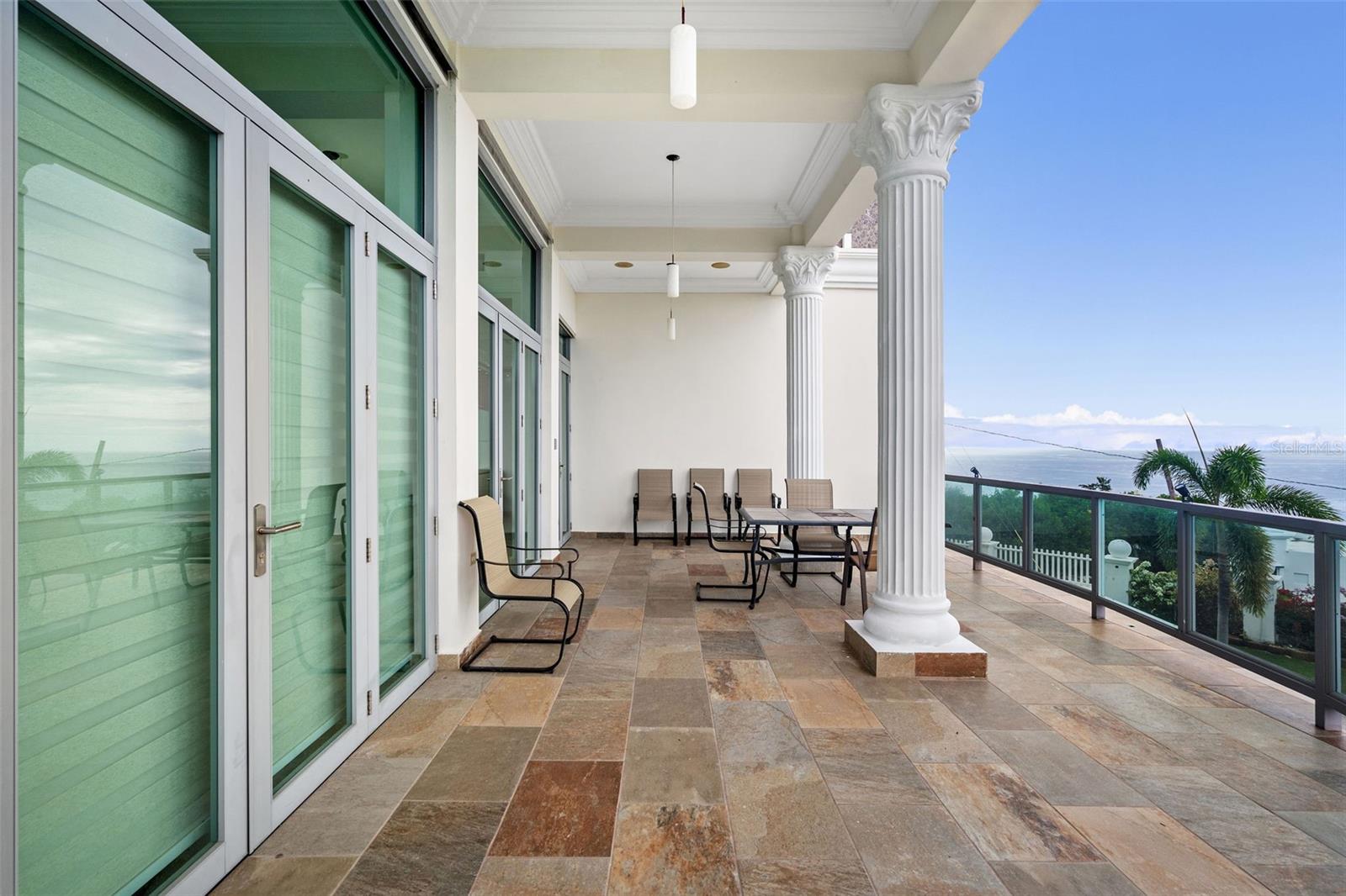 PASEO PUESTA DEL SOL - Residential