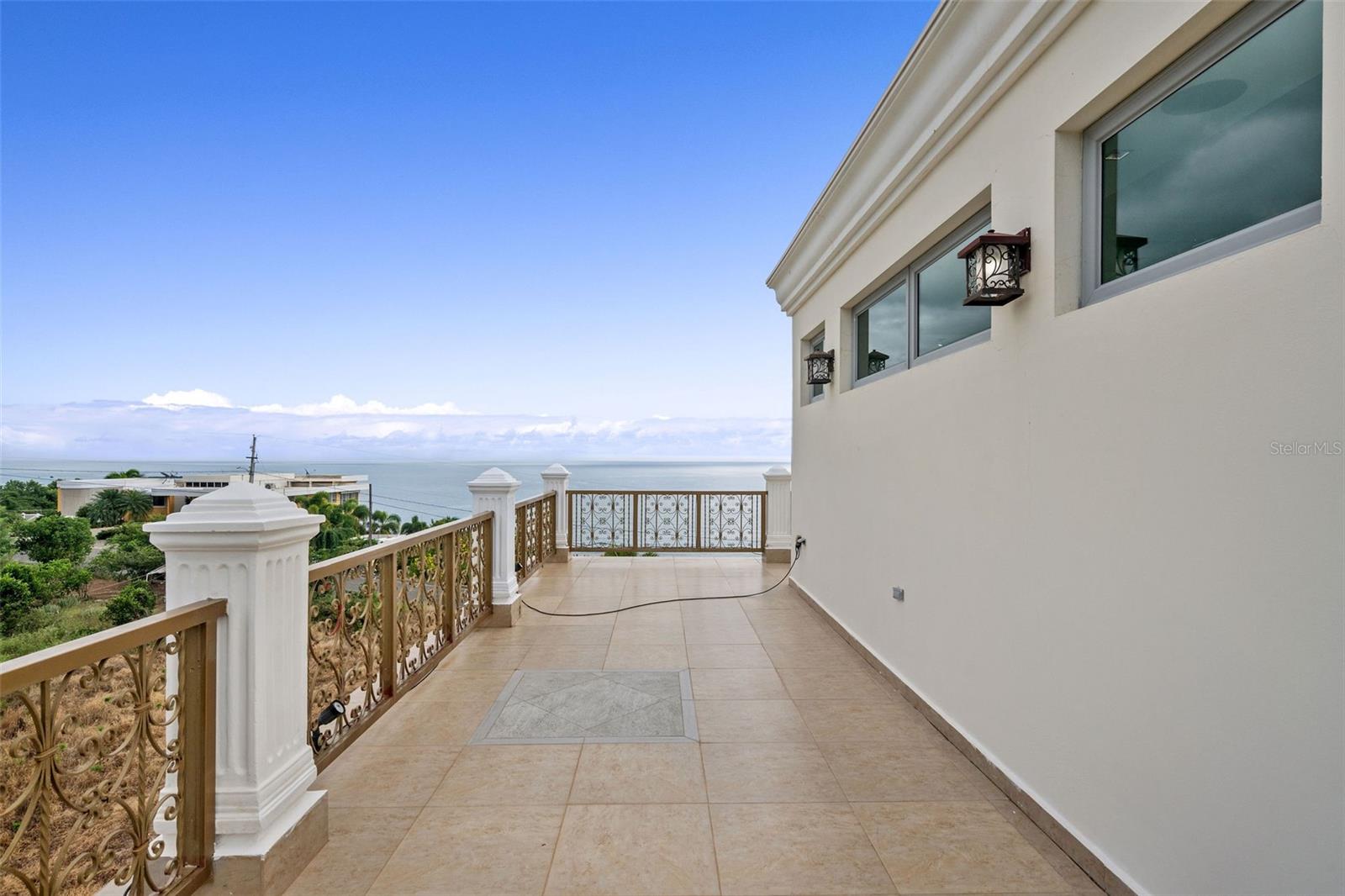 PASEO PUESTA DEL SOL - Residential