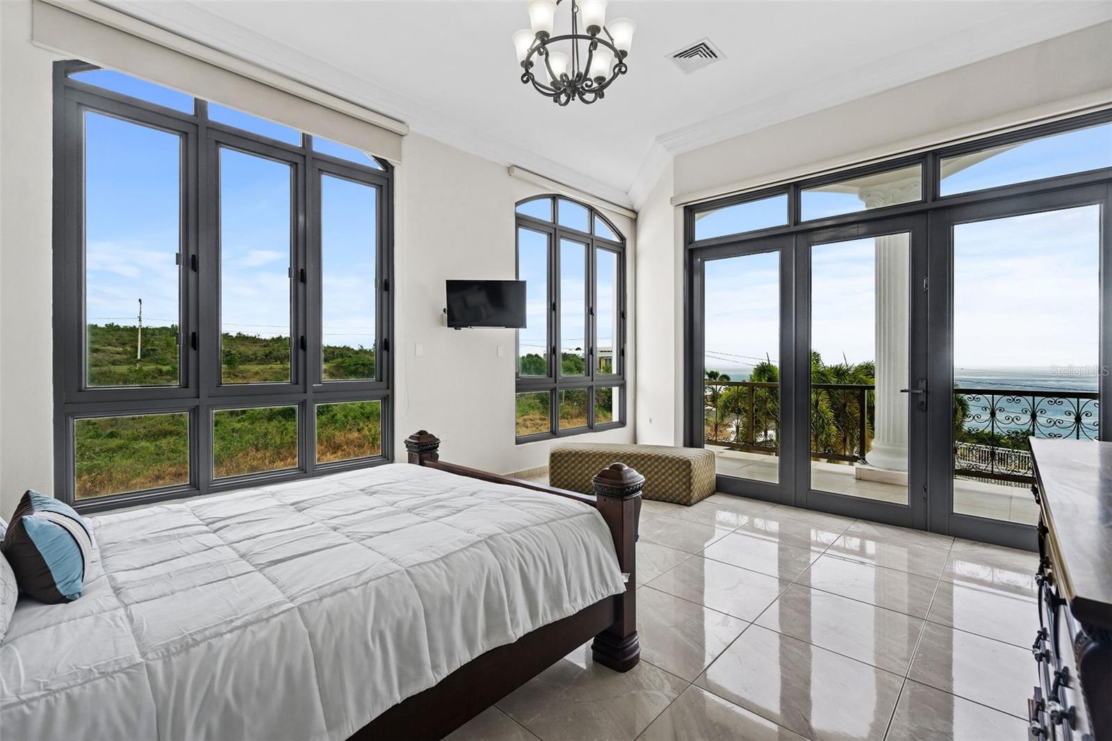 PASEO PUESTA DEL SOL - Residential