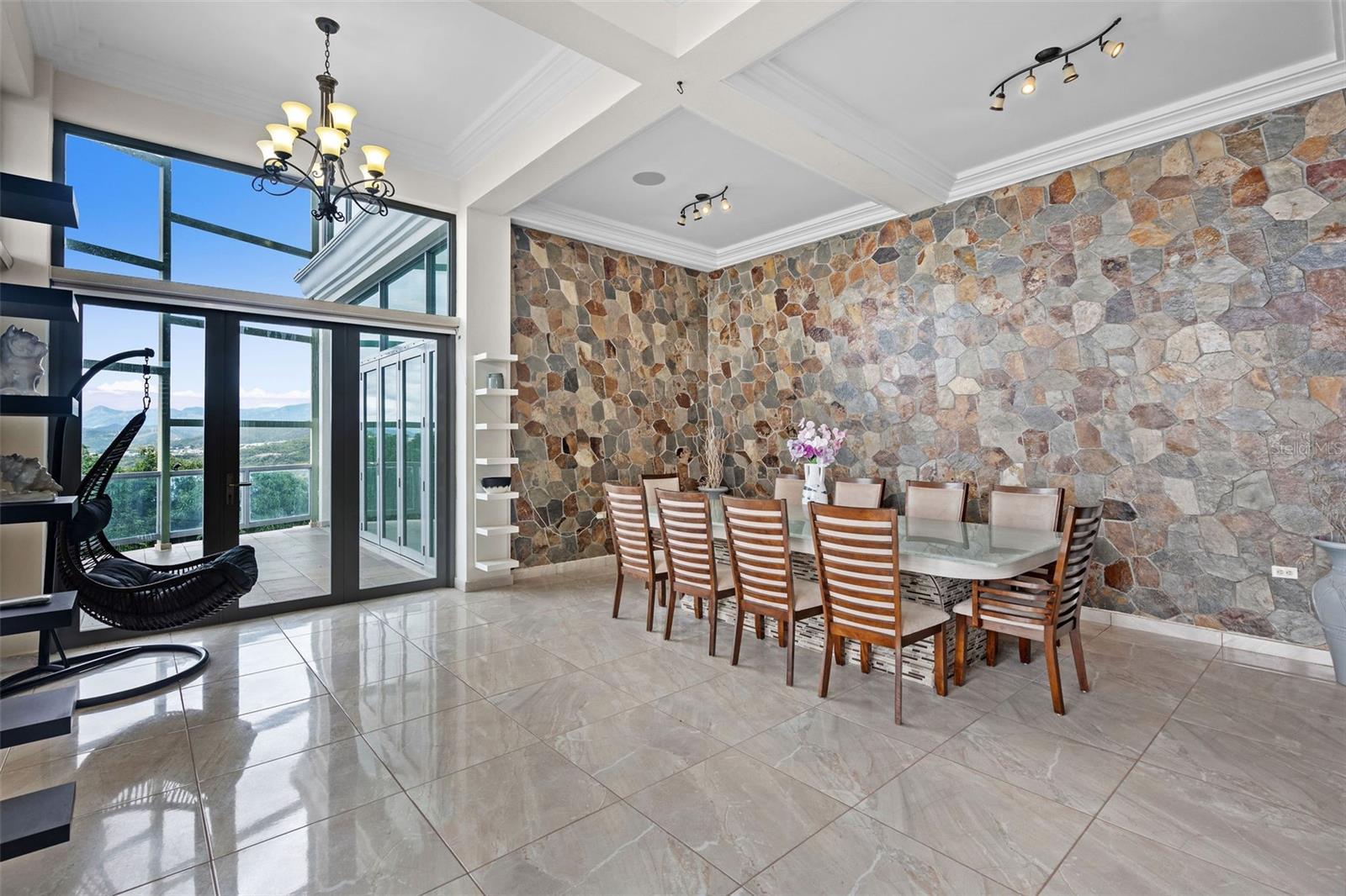 PASEO PUESTA DEL SOL - Residential