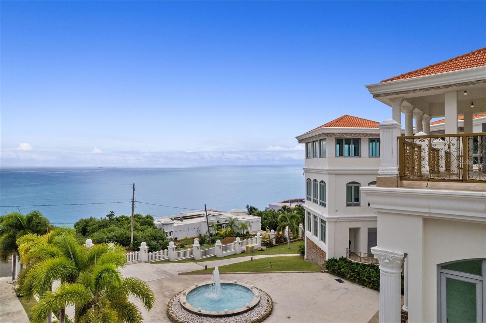 PASEO PUESTA DEL SOL - Residential