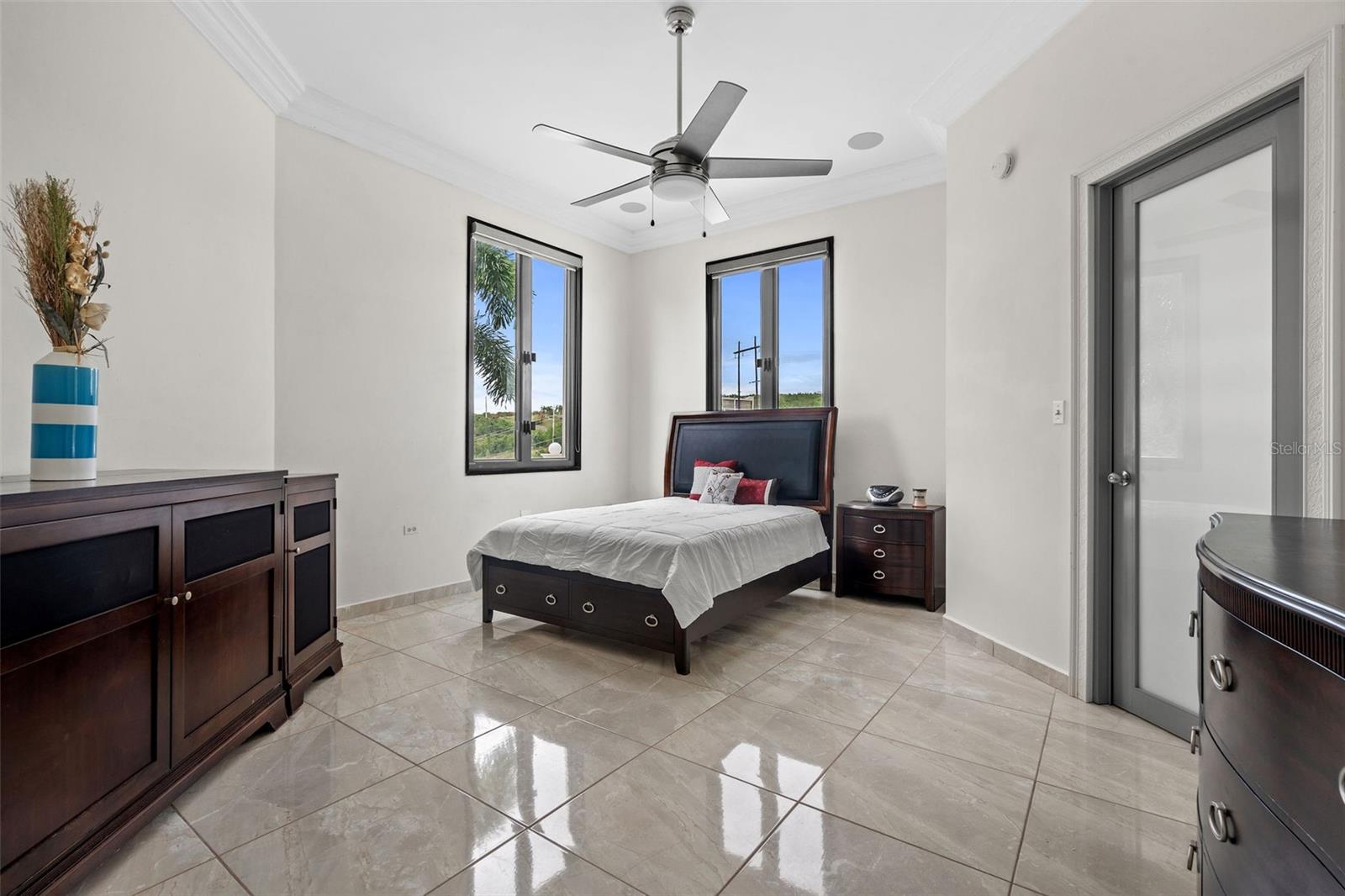 PASEO PUESTA DEL SOL - Residential