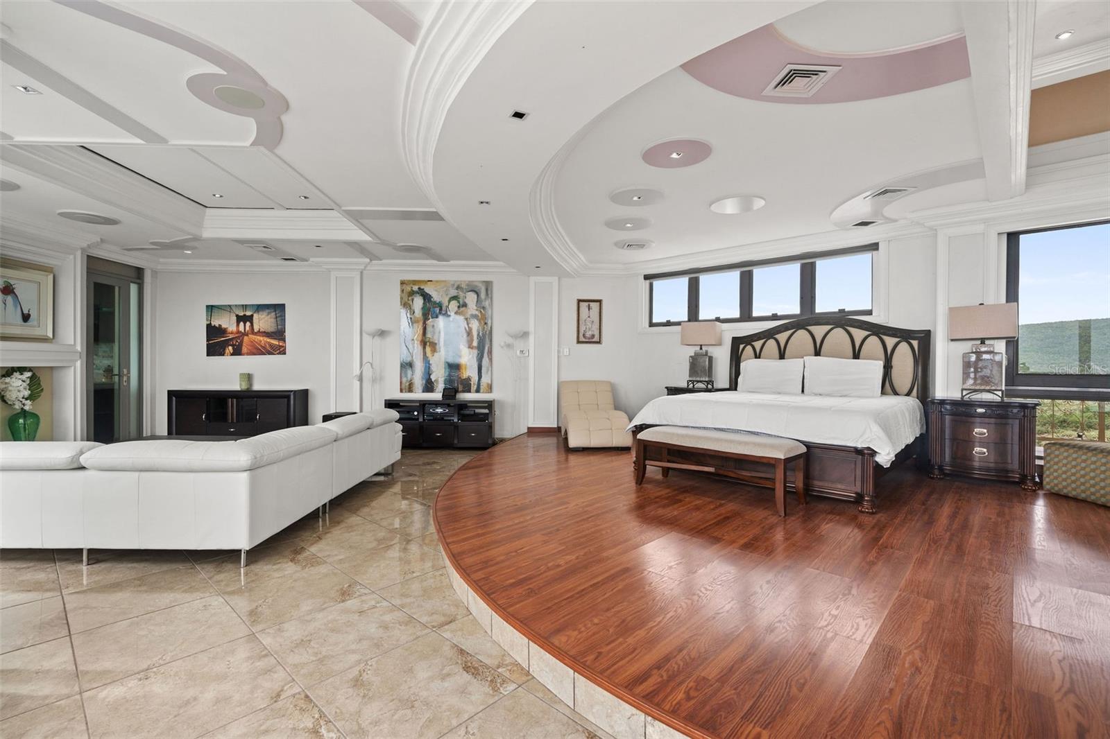 PASEO PUESTA DEL SOL - Residential