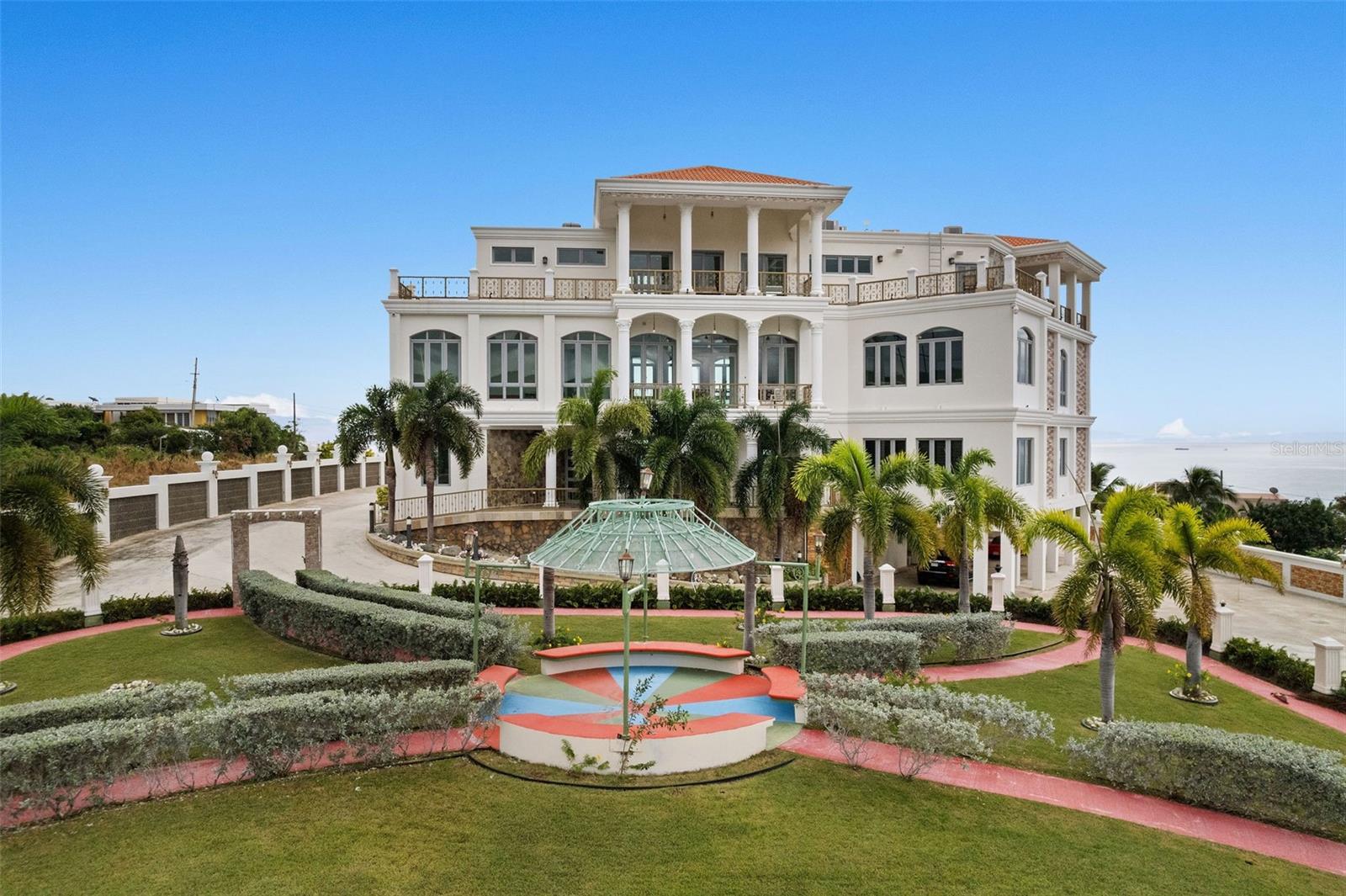 PASEO PUESTA DEL SOL - Residential