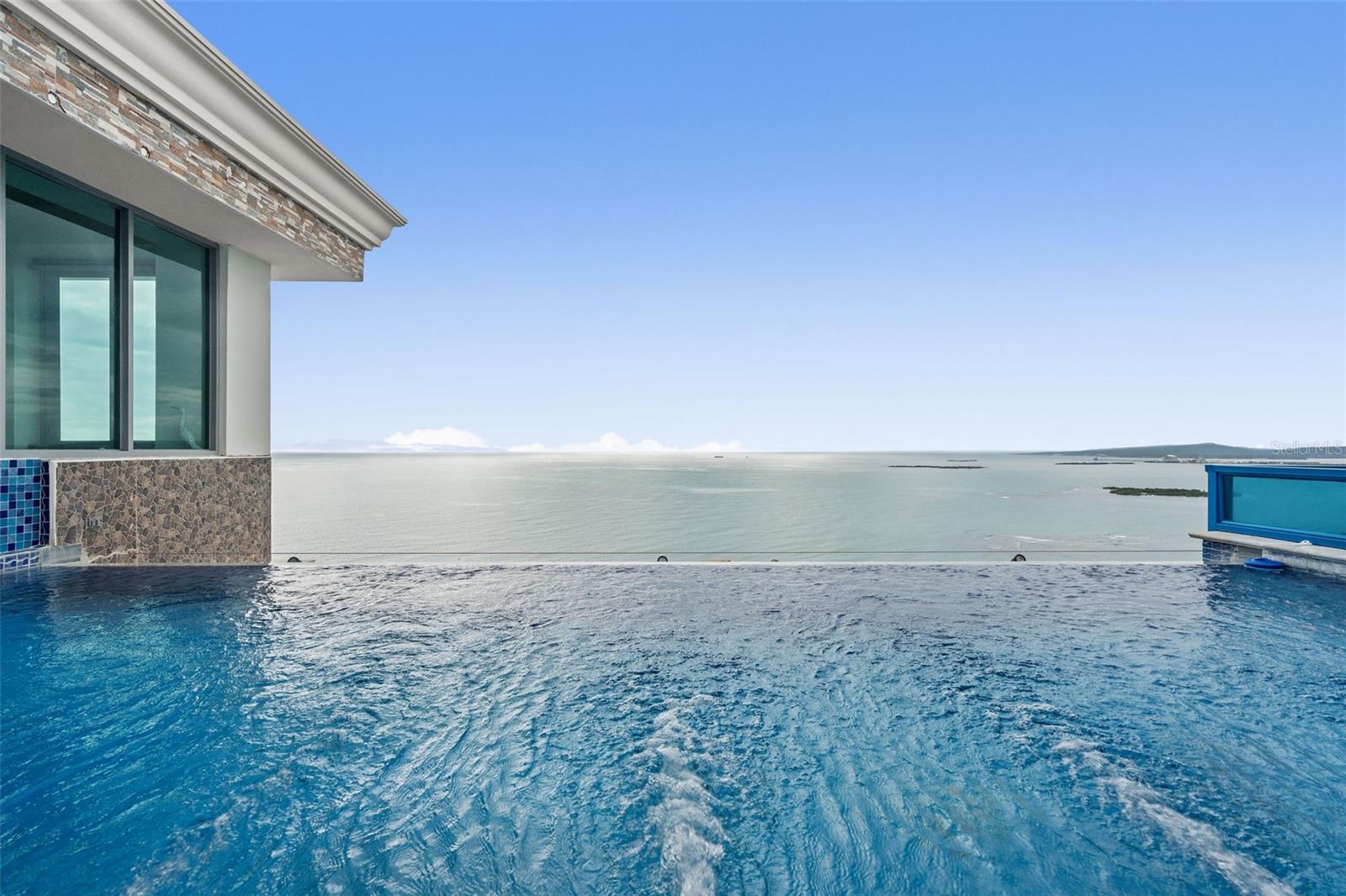 PASEO PUESTA DEL SOL - Residential