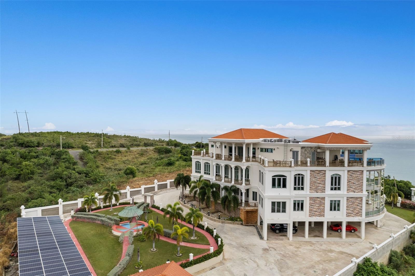 PASEO PUESTA DEL SOL - Residential