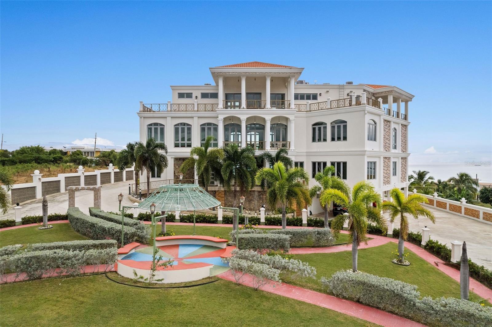 PASEO PUESTA DEL SOL - Residential