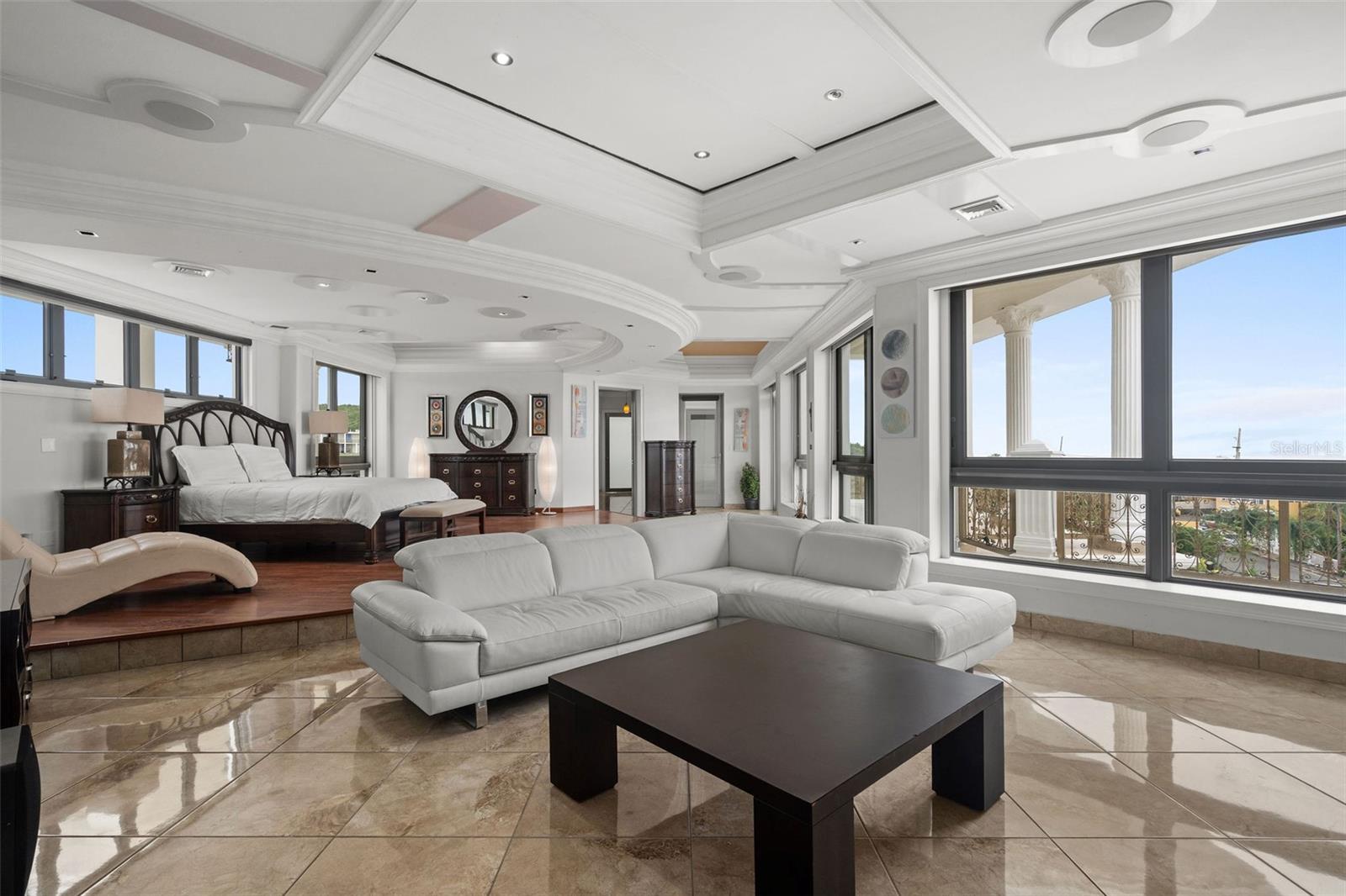 PASEO PUESTA DEL SOL - Residential