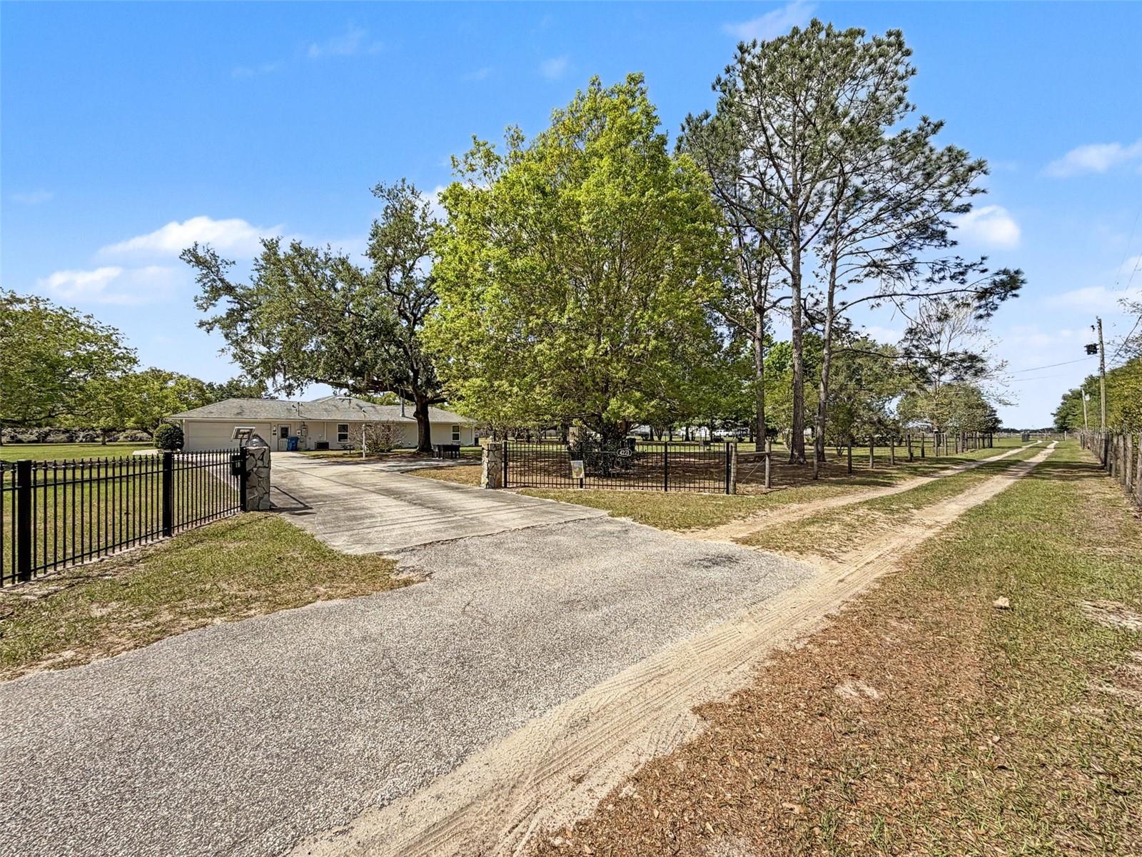 ACREAGE - Residential