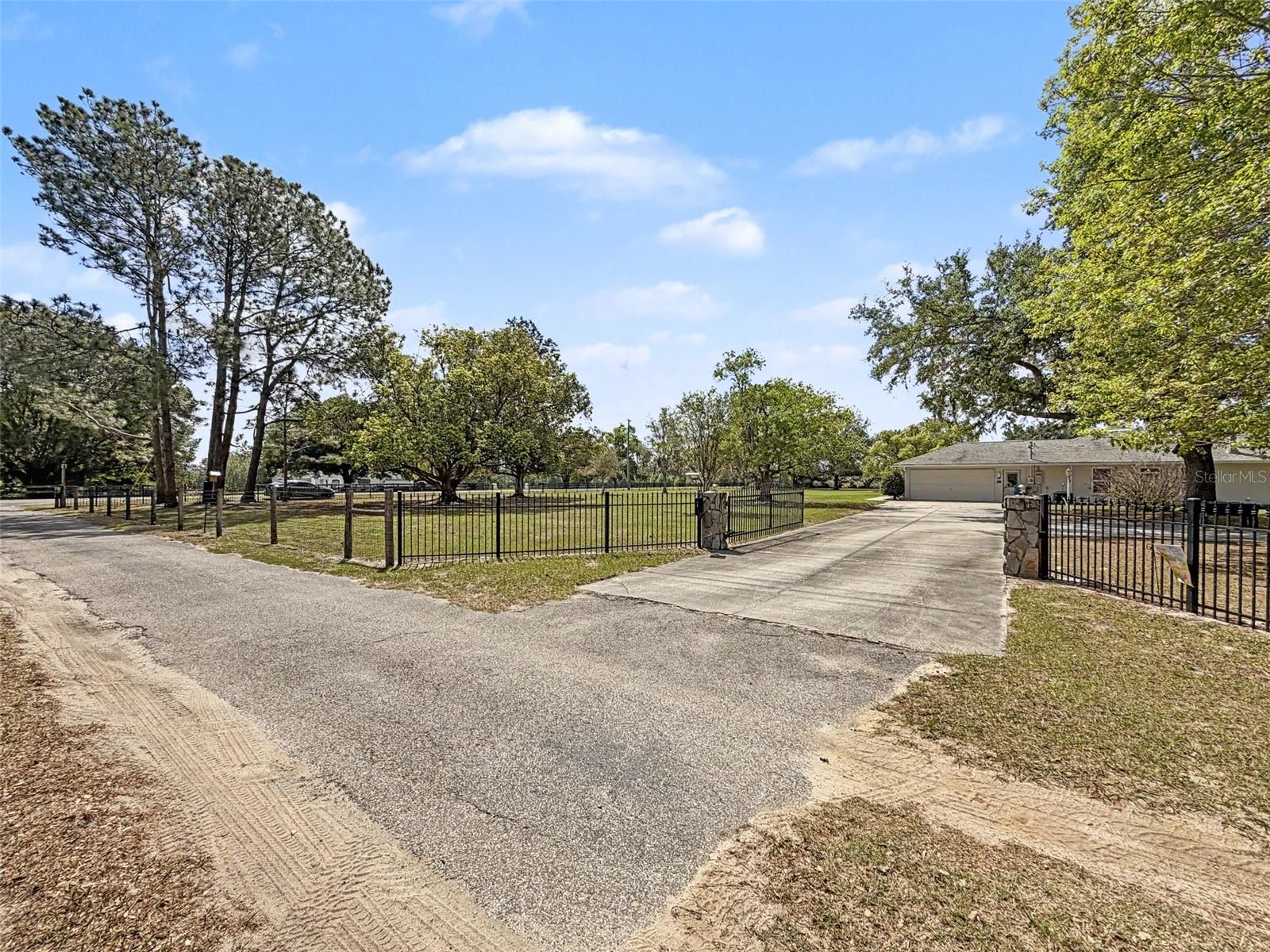 ACREAGE - Residential