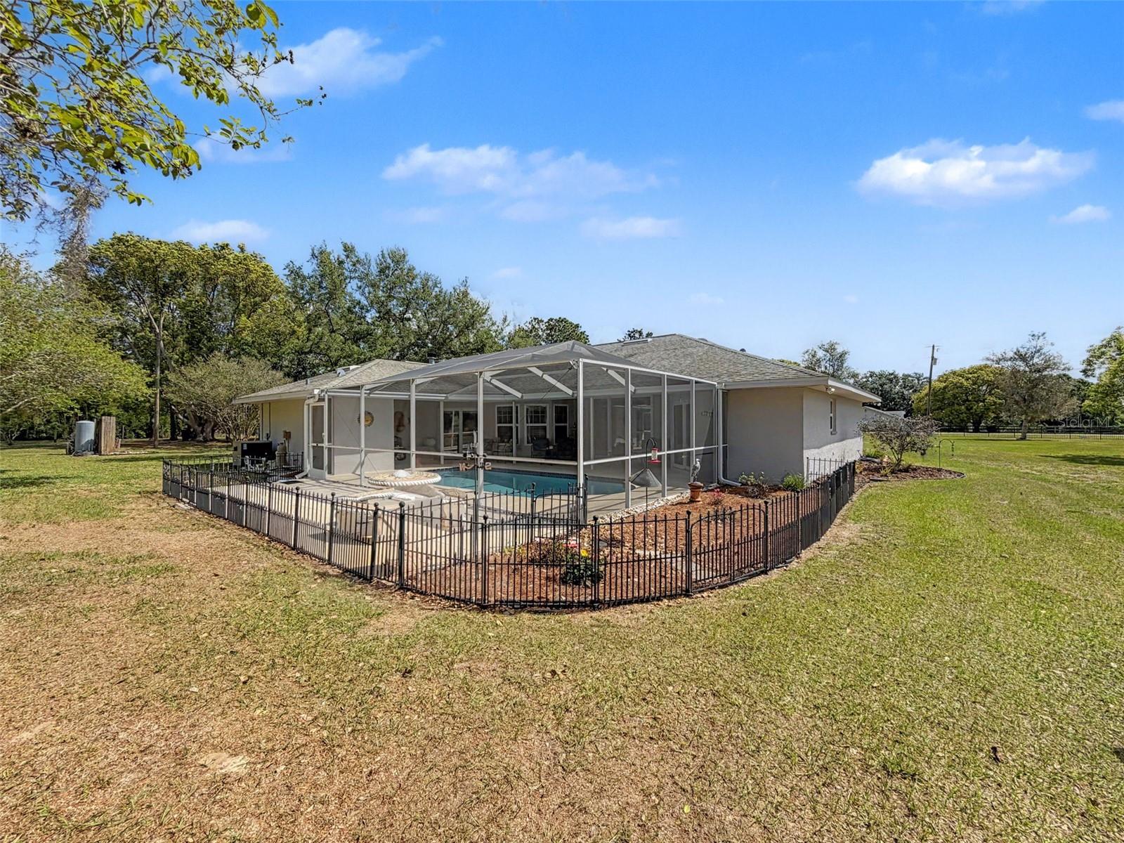 ACREAGE - Residential