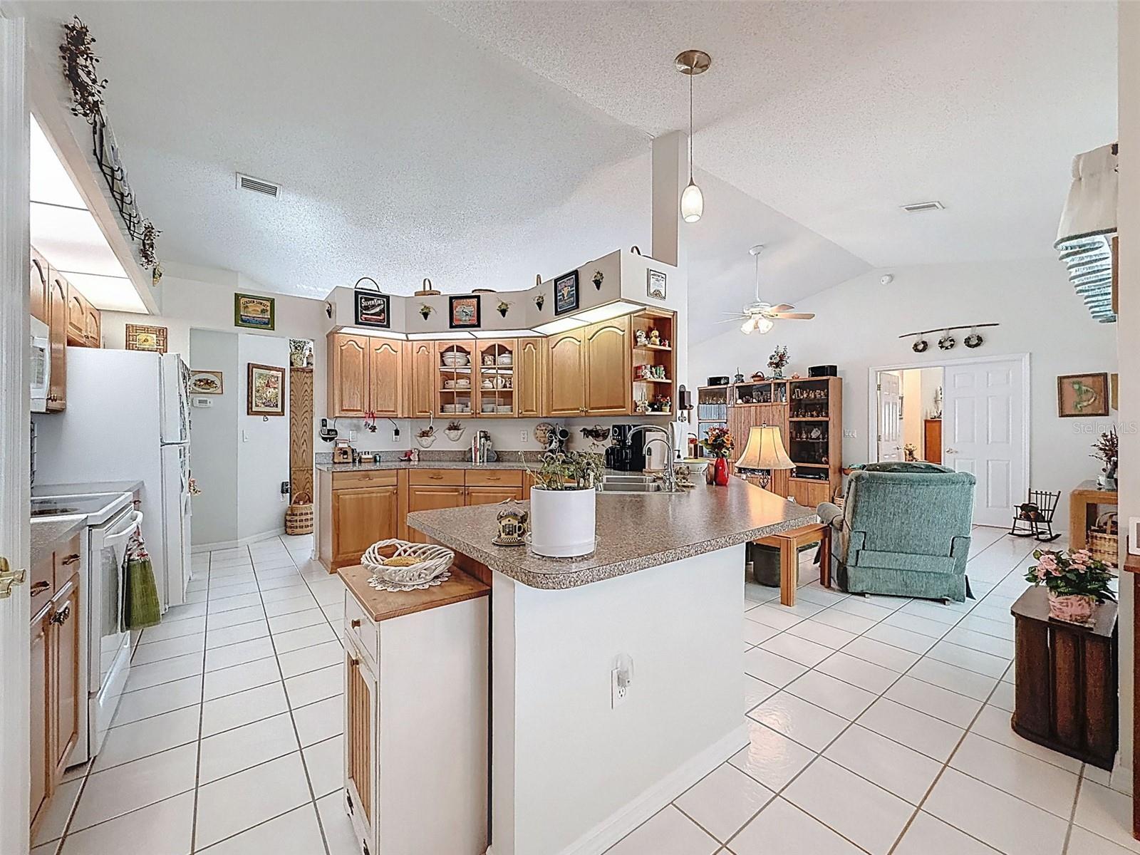 ACREAGE - Residential