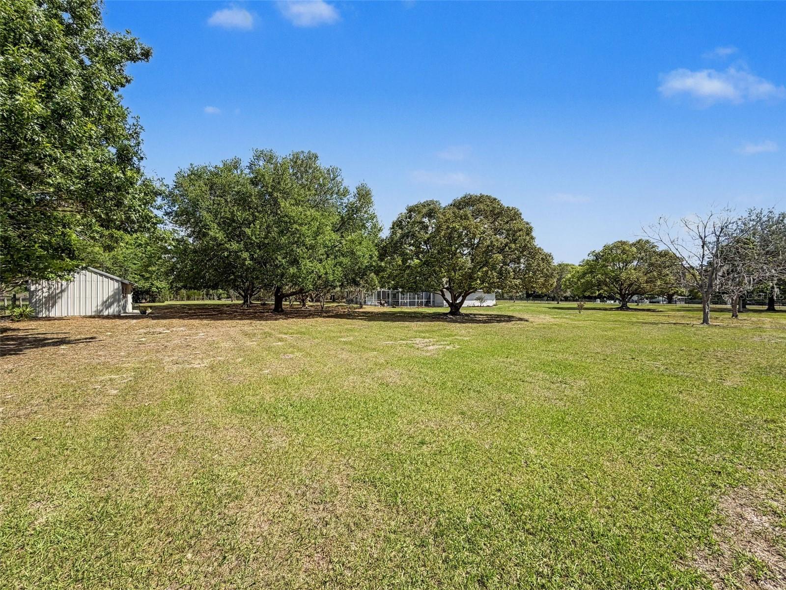 ACREAGE - Residential