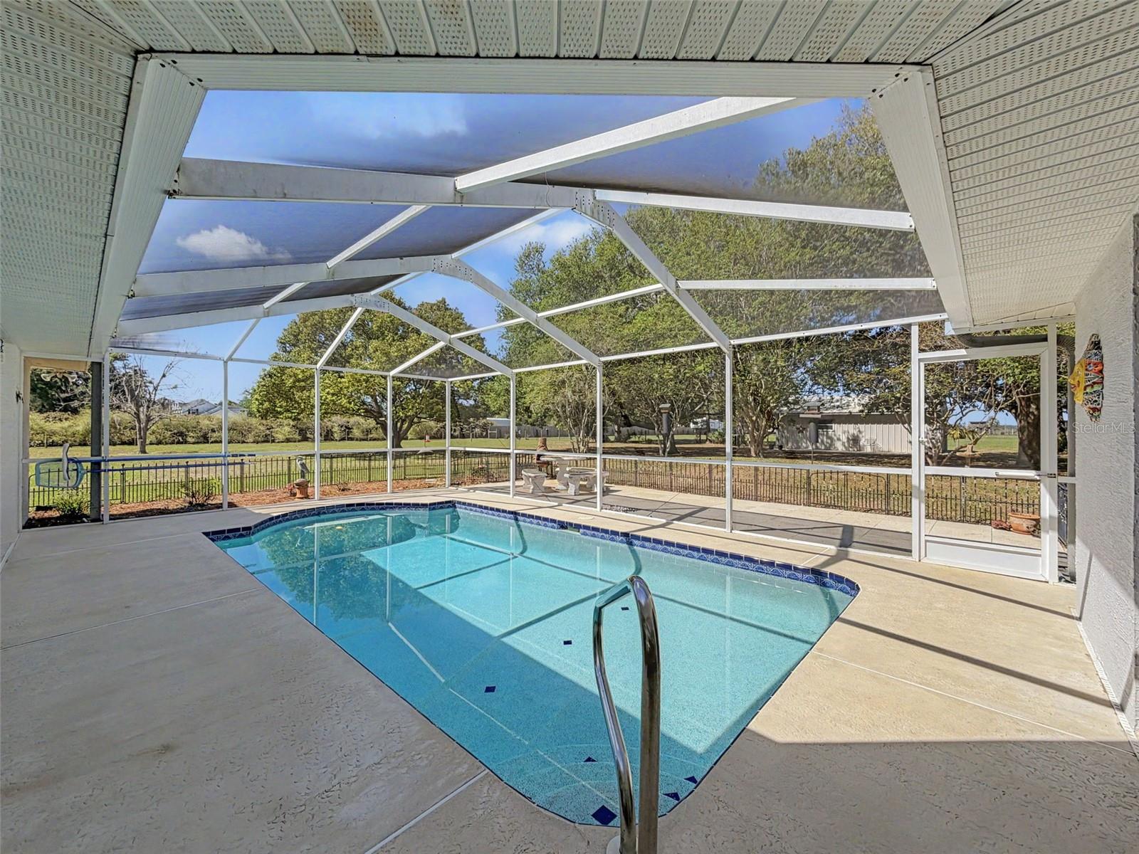 ACREAGE - Residential