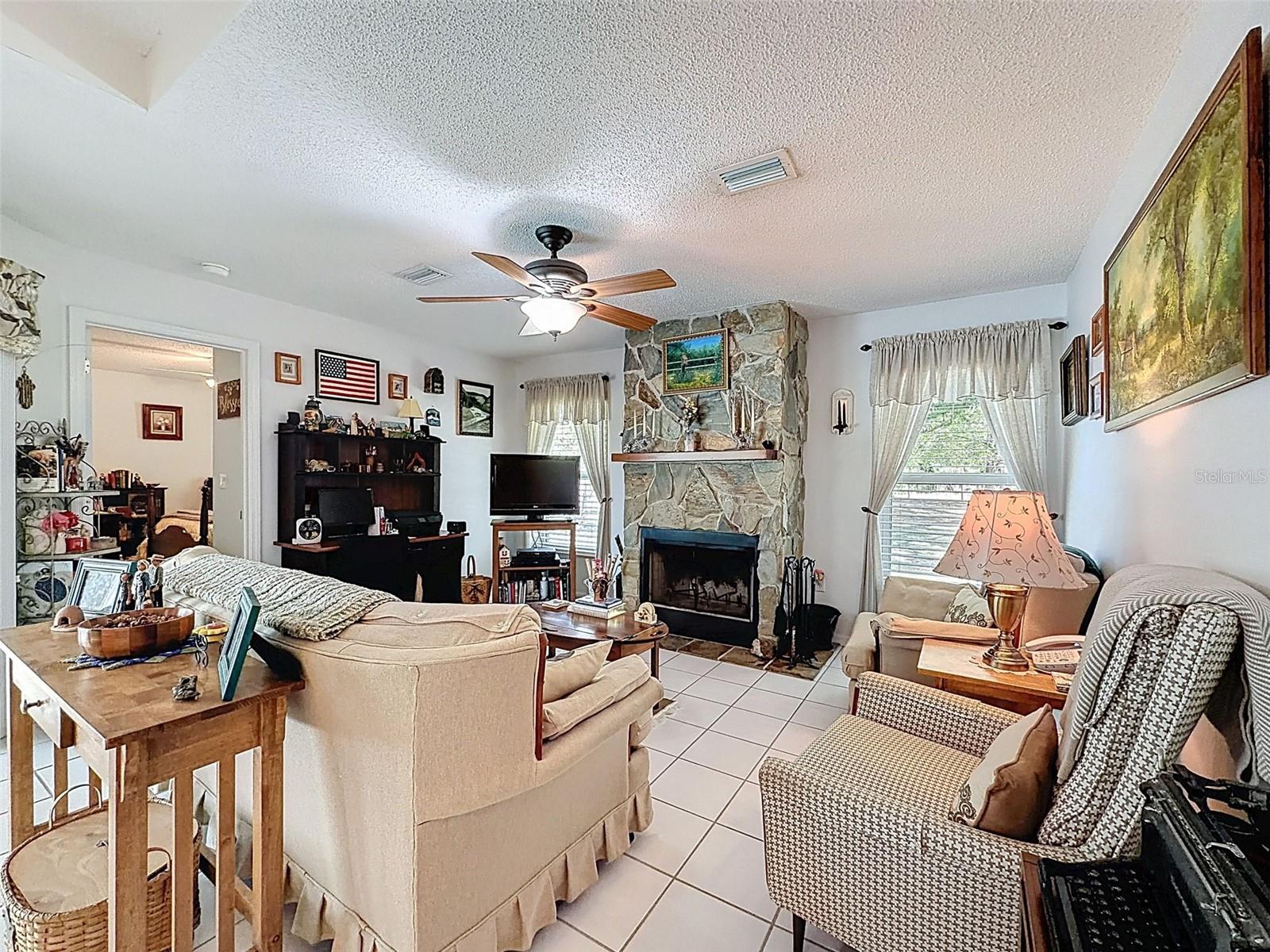 ACREAGE - Residential