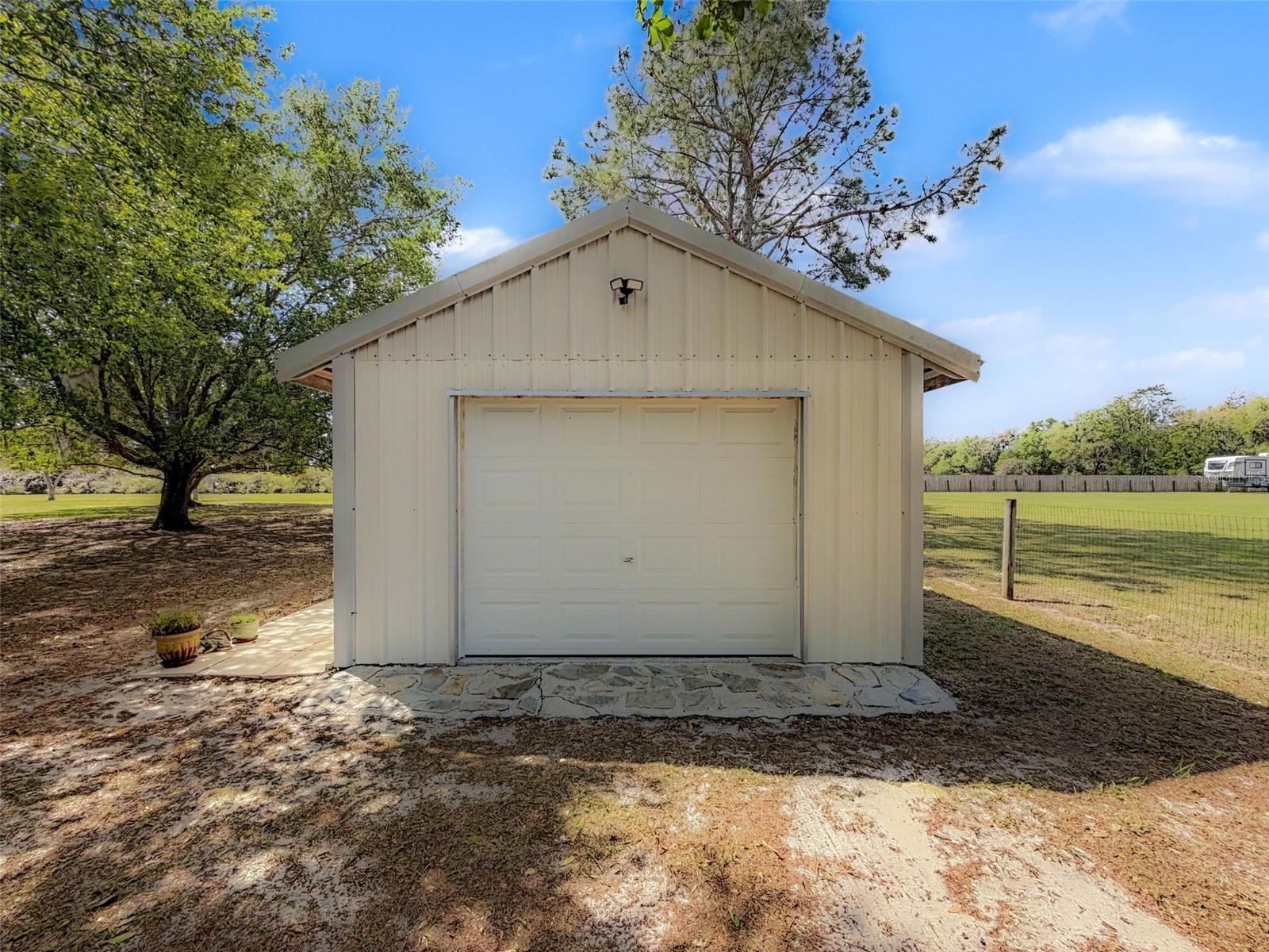 ACREAGE - Residential