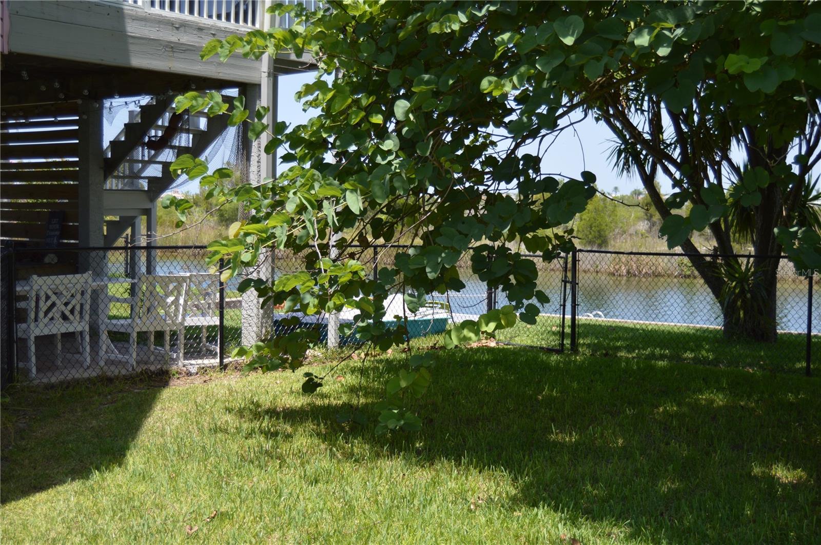 HERNANDO BEACH - Residential