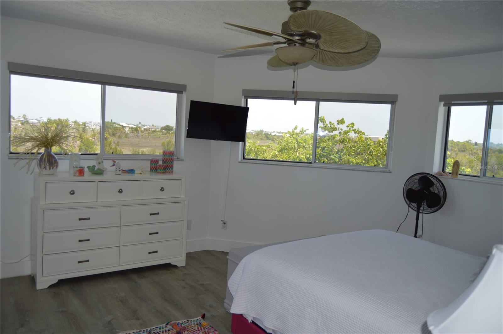 HERNANDO BEACH - Residential