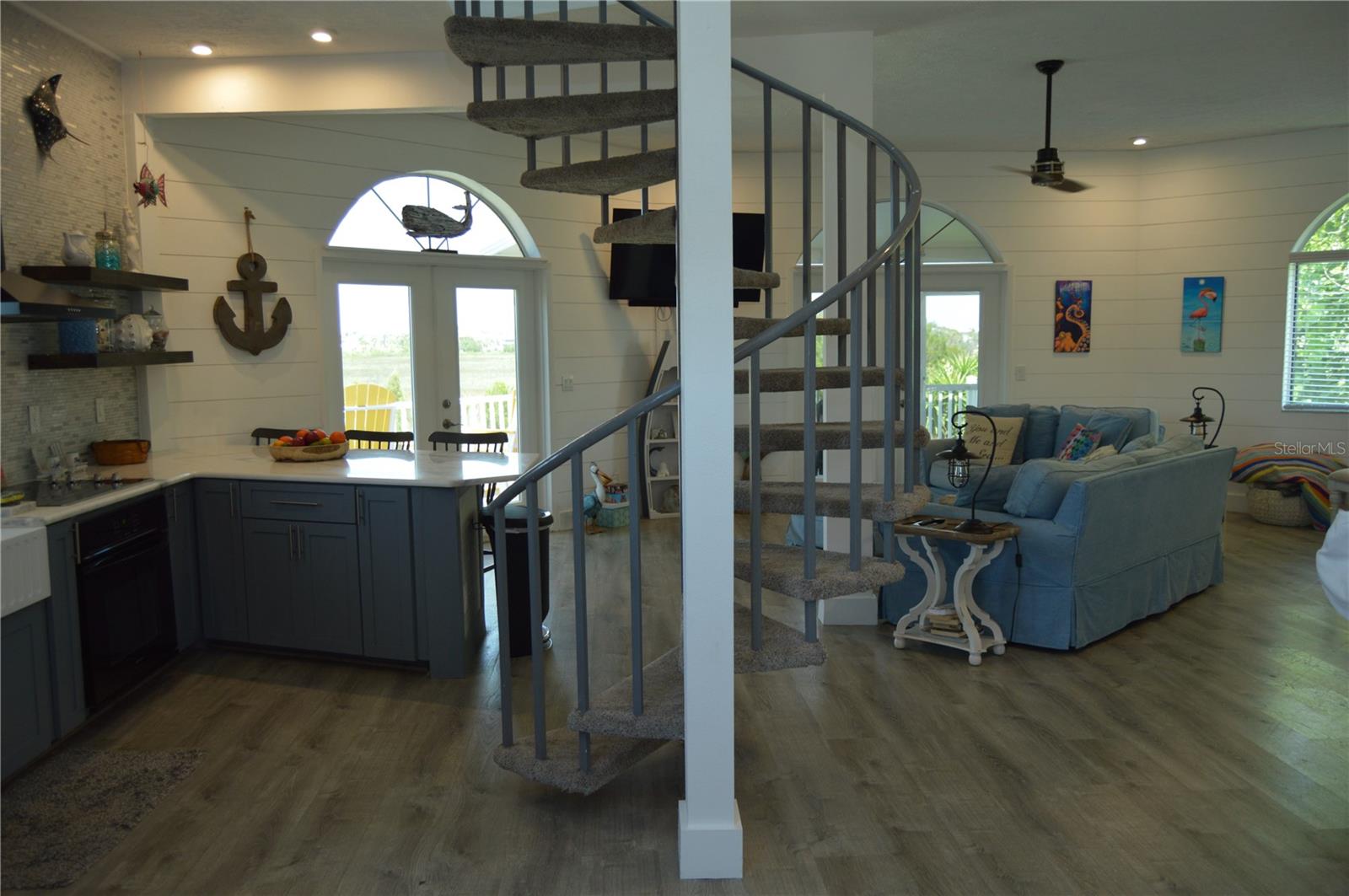 HERNANDO BEACH - Residential