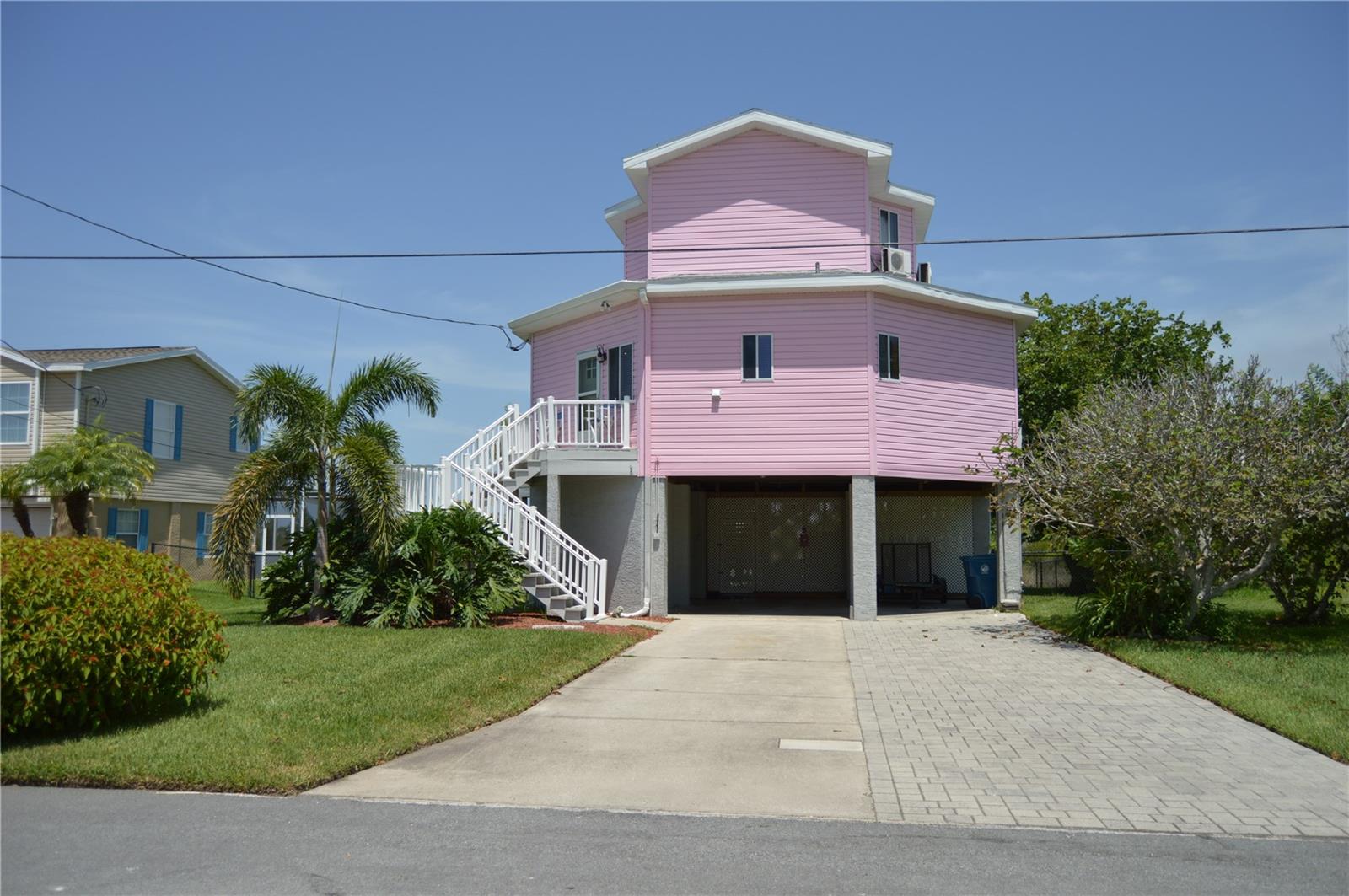 HERNANDO BEACH - Residential