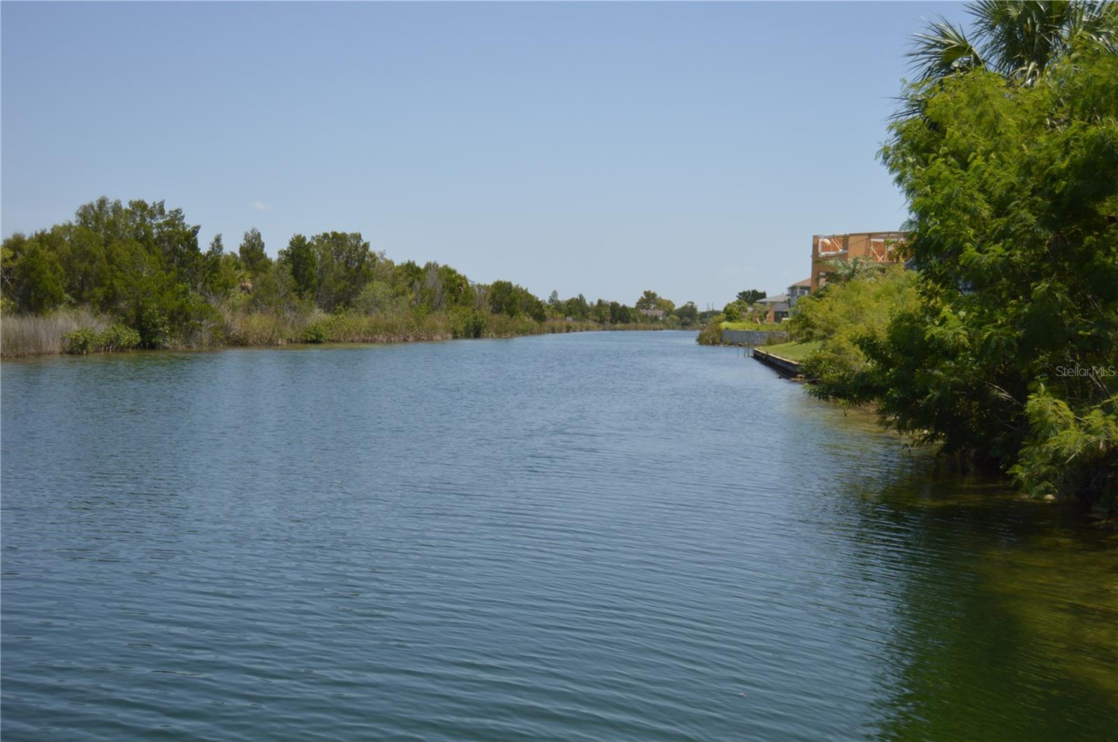 HERNANDO BEACH - Residential