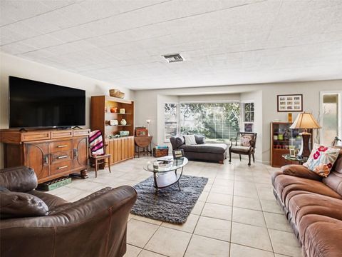 Tiny photo for 975 Fairview Avenue, Mount Dora, FL 32757 (MLS # O6386535)