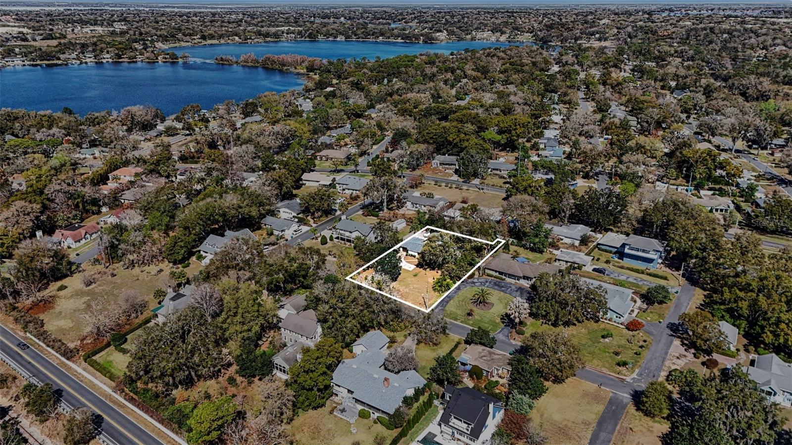 MOUNT DORA GARDNERS - Residential