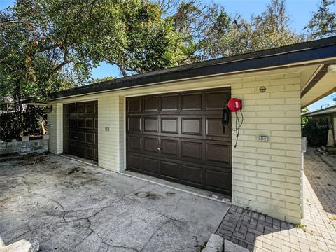 Tiny photo for 975 Fairview Avenue, Mount Dora, FL 32757 (MLS # O6386535)