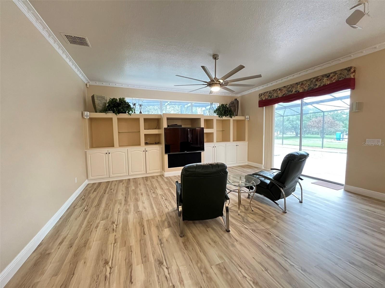INNISBROOK - Residential