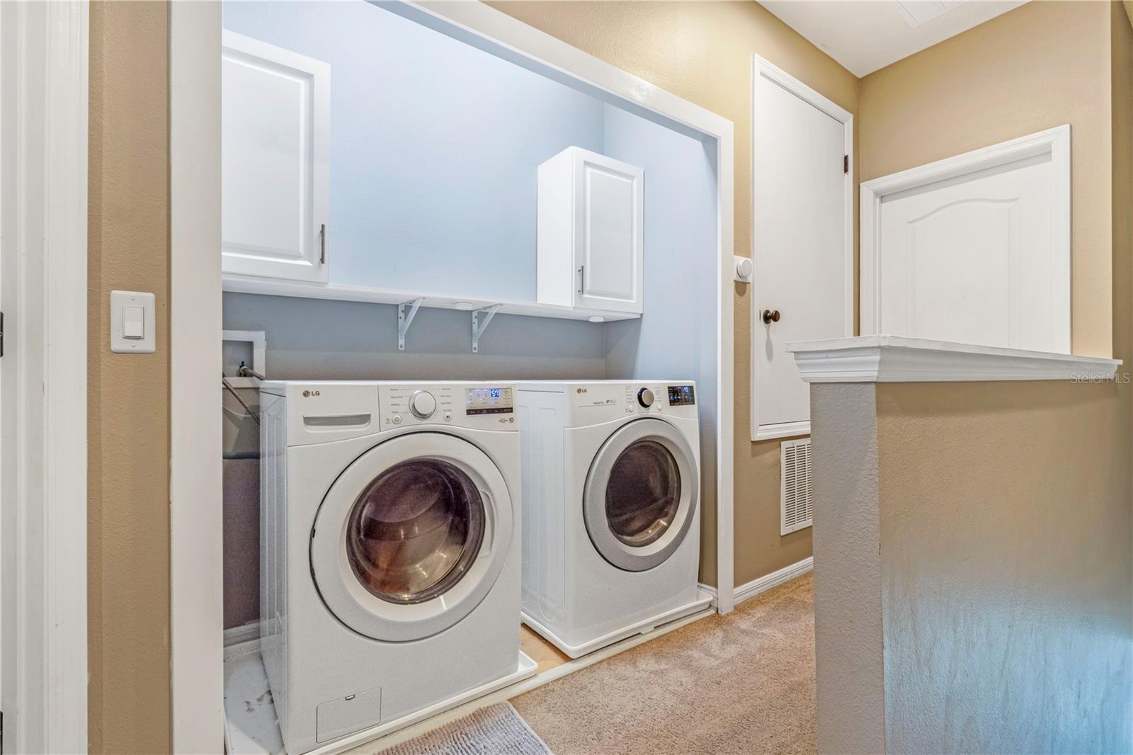 OASIS COVE II/LAKESIDE VILLAGE III - Residential