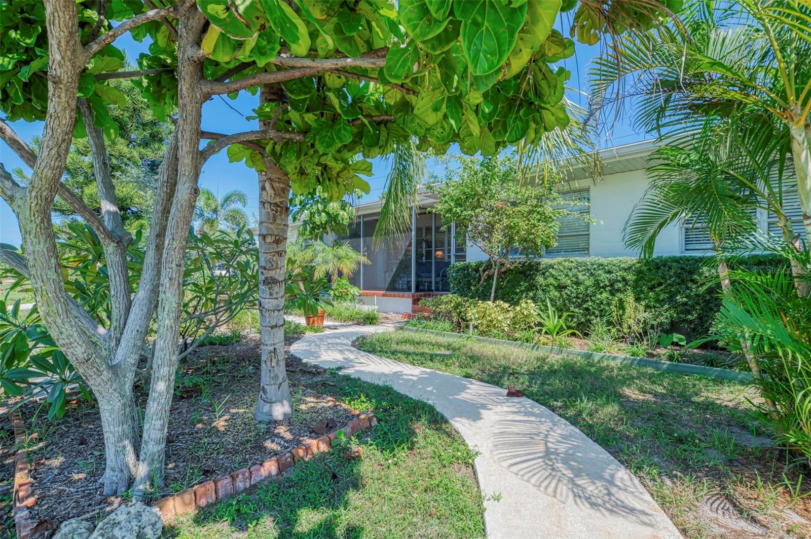 211 46TH STREET W, BRADENTON, FL, 34209 2 211 46TH STREET W
