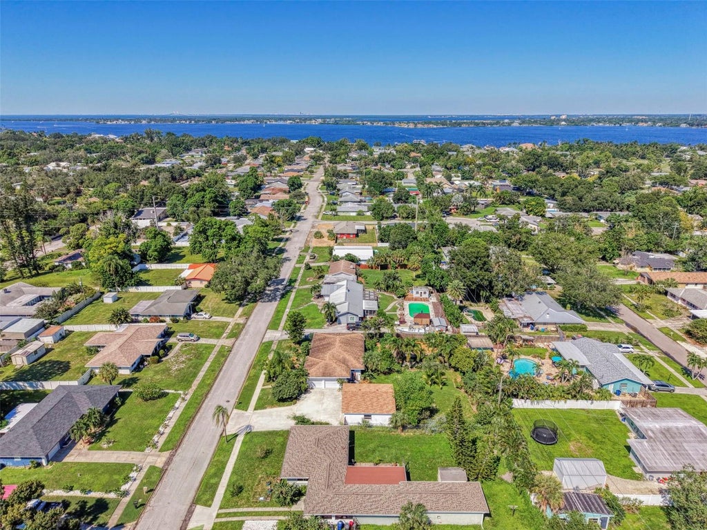 Photo of 211 46th Street W, Bradenton, FL 34209 (MLS # A4707705)