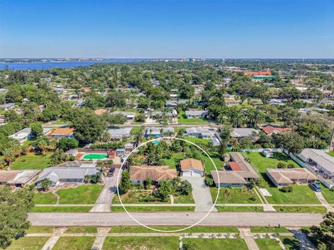Photo of 211 46th Street W, Bradenton, FL 34209 (MLS # A4707705)