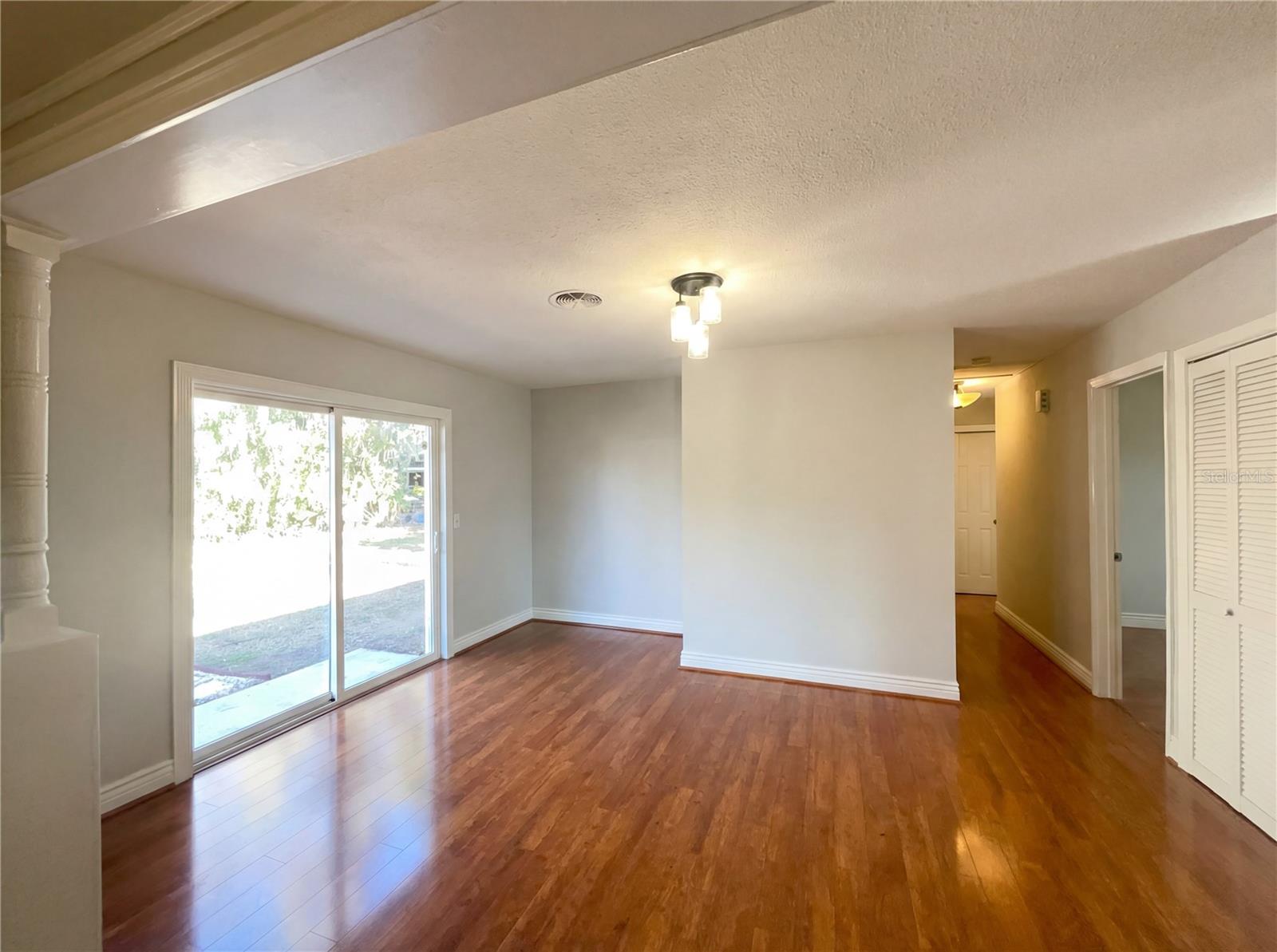 RICHLAND MANOR - Residential