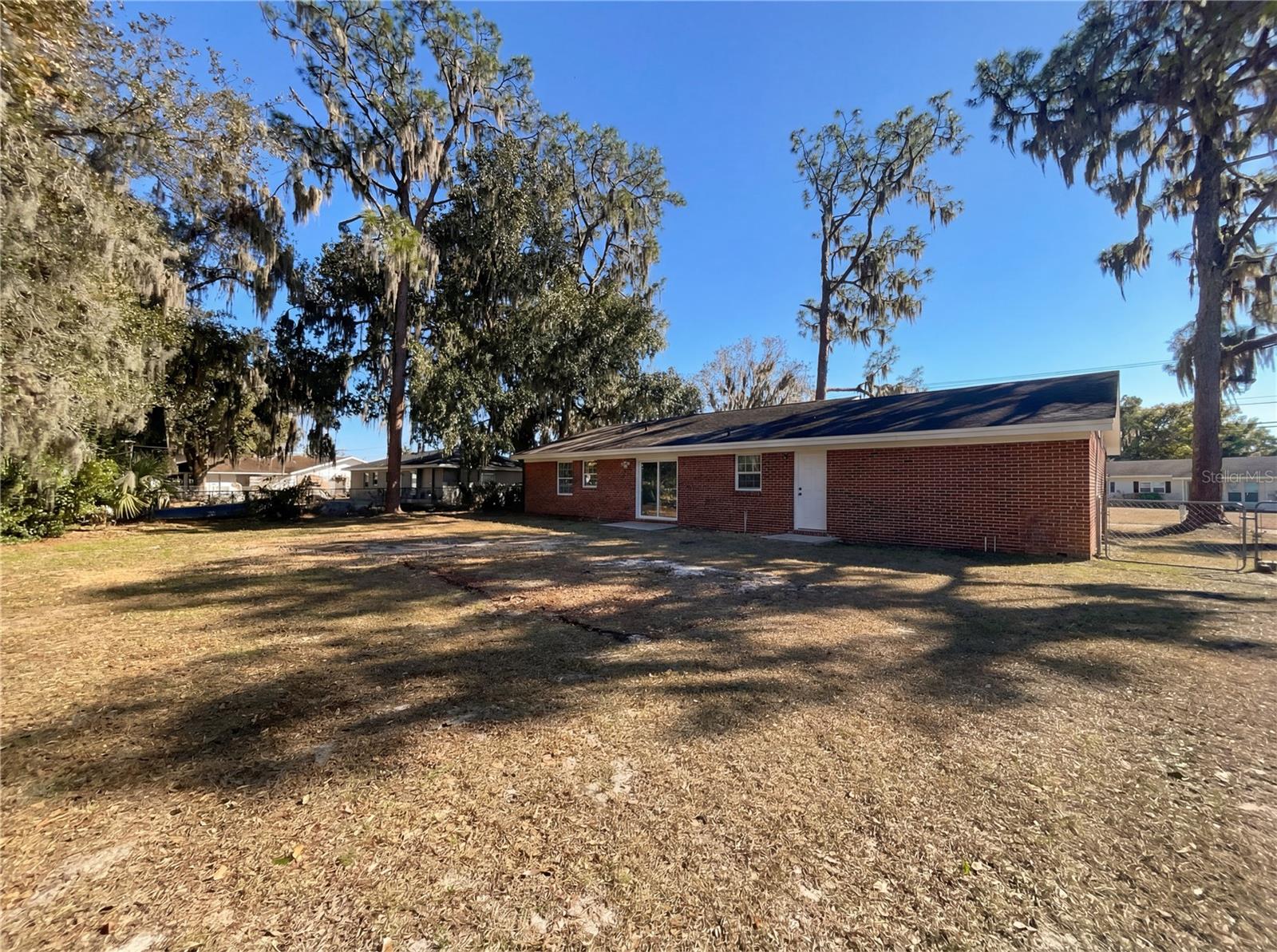 RICHLAND MANOR - Residential