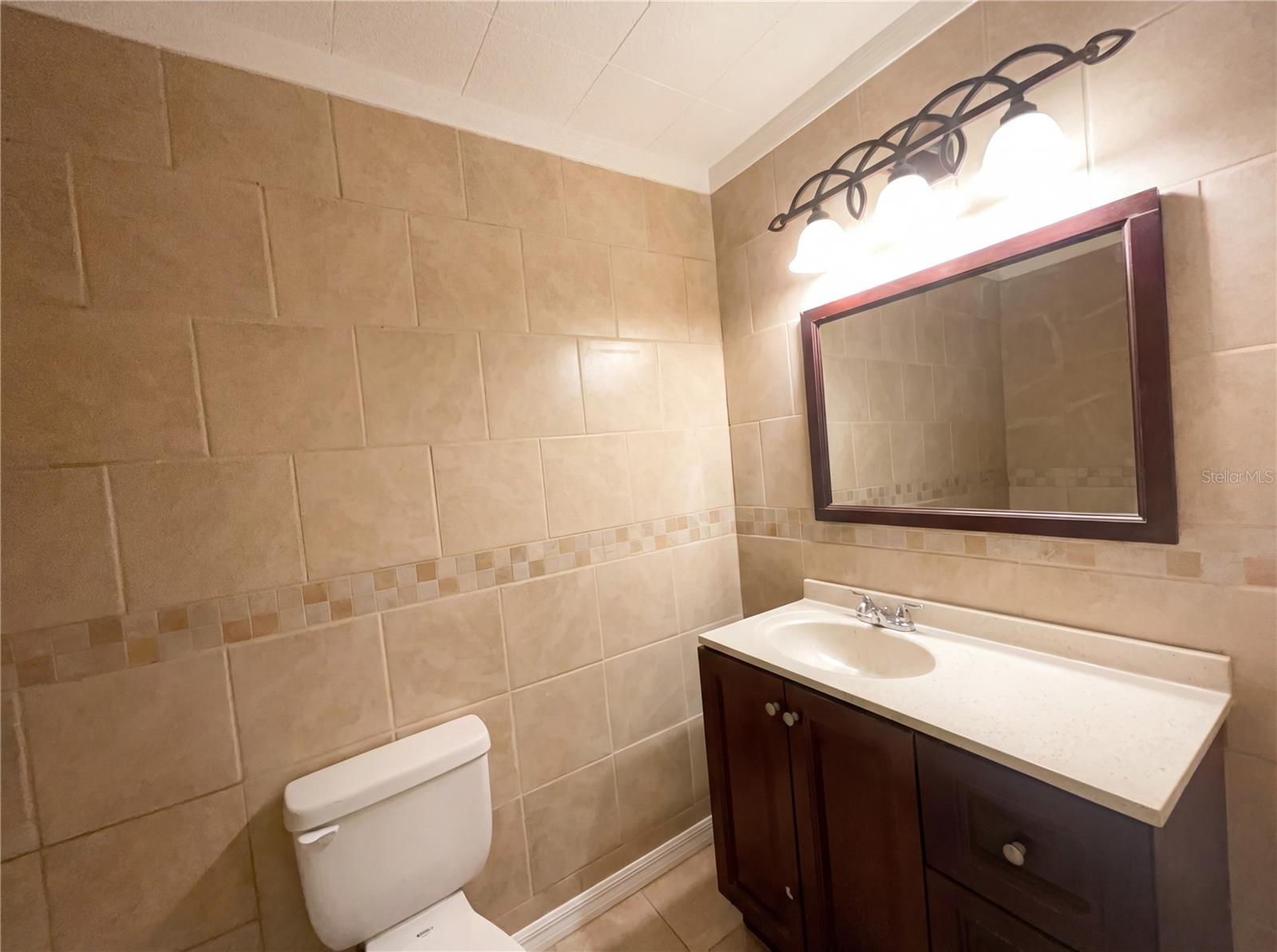 RICHLAND MANOR - Residential