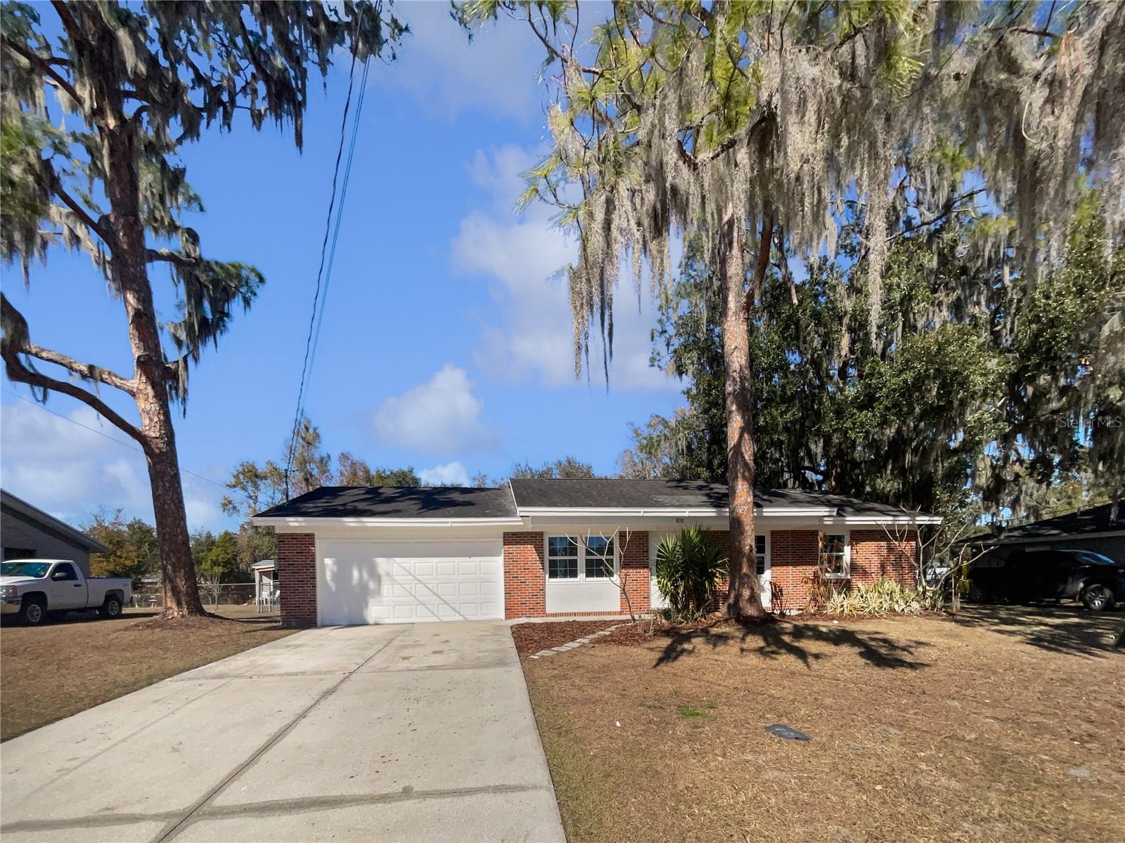 RICHLAND MANOR - Residential