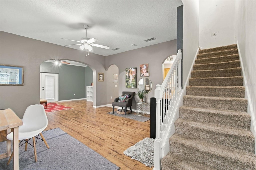 Photo of 36900 Suwanee Way, Dade City, FL 33525 (MLS # TB8555856)