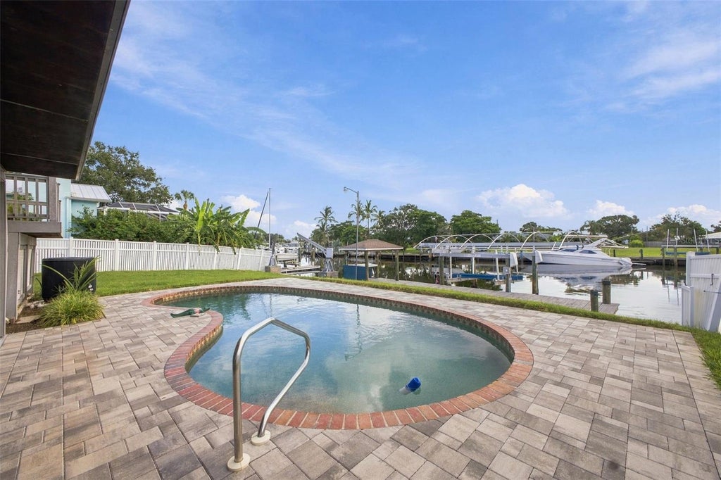 Photo of 5008 Bay State Road, Palmetto, FL 34221 (MLS # A4706277)