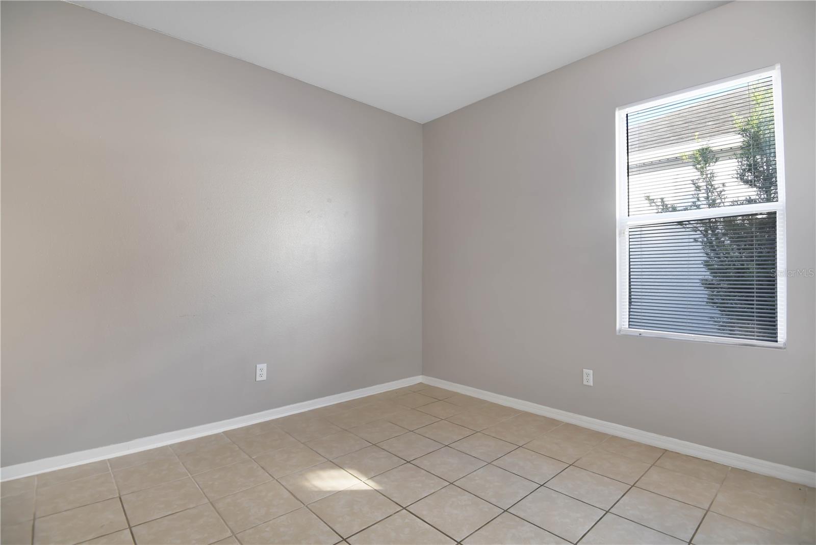 SUNSET RIDGE PH 02 - Residential Lease