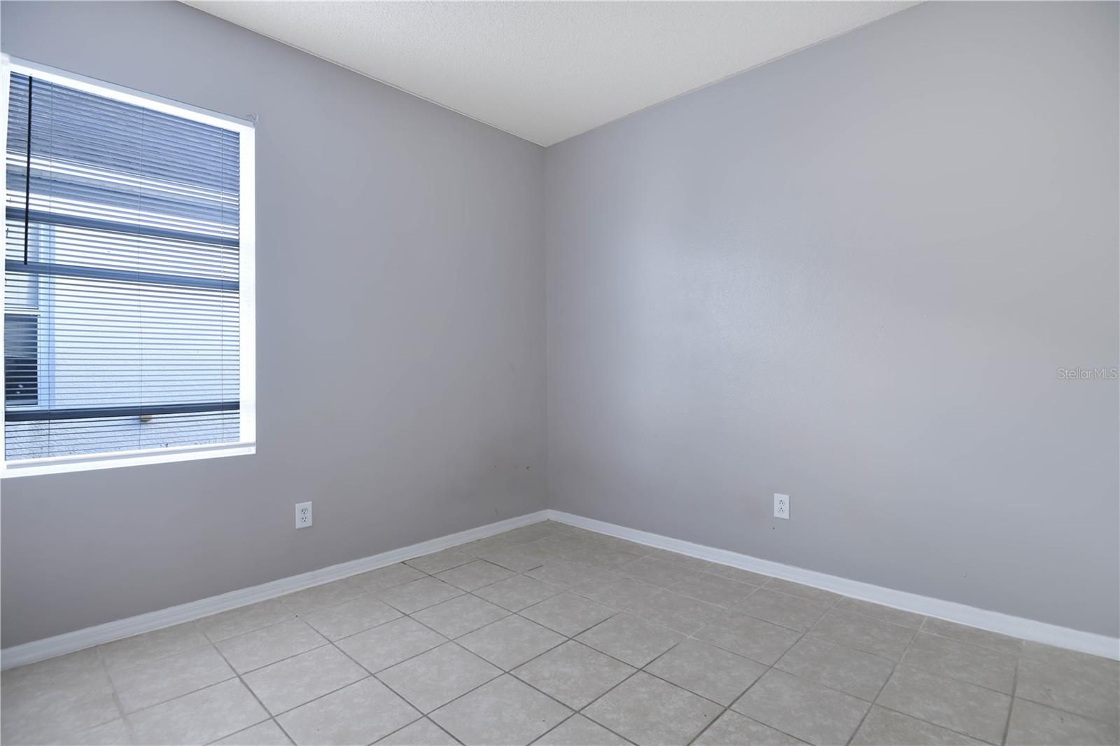 SUNSET RIDGE PH 02 - Residential Lease