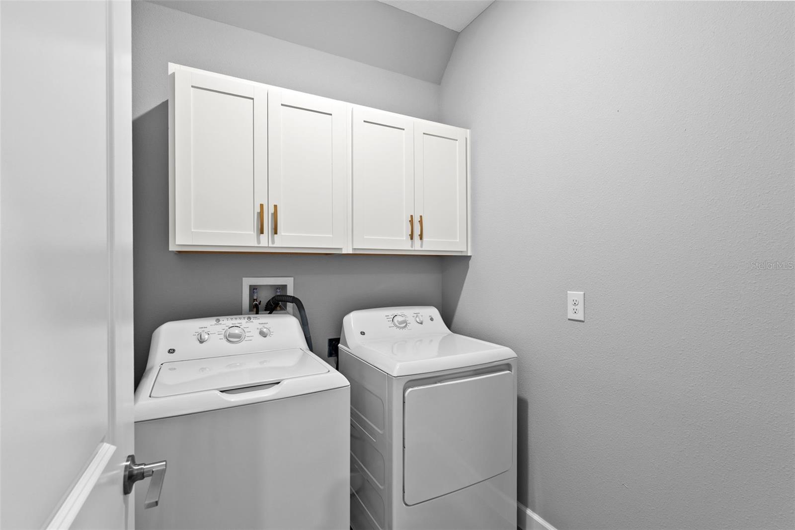 ANGELINE PH 1A 1B 1C & 1D - Residential Lease