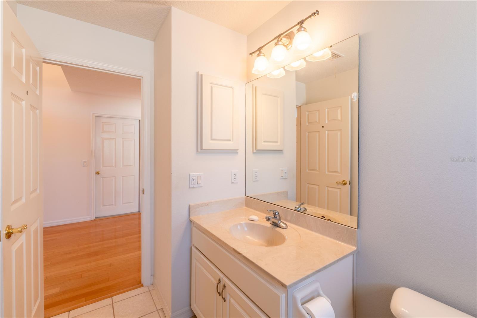 ARBOR LAKES - Residential